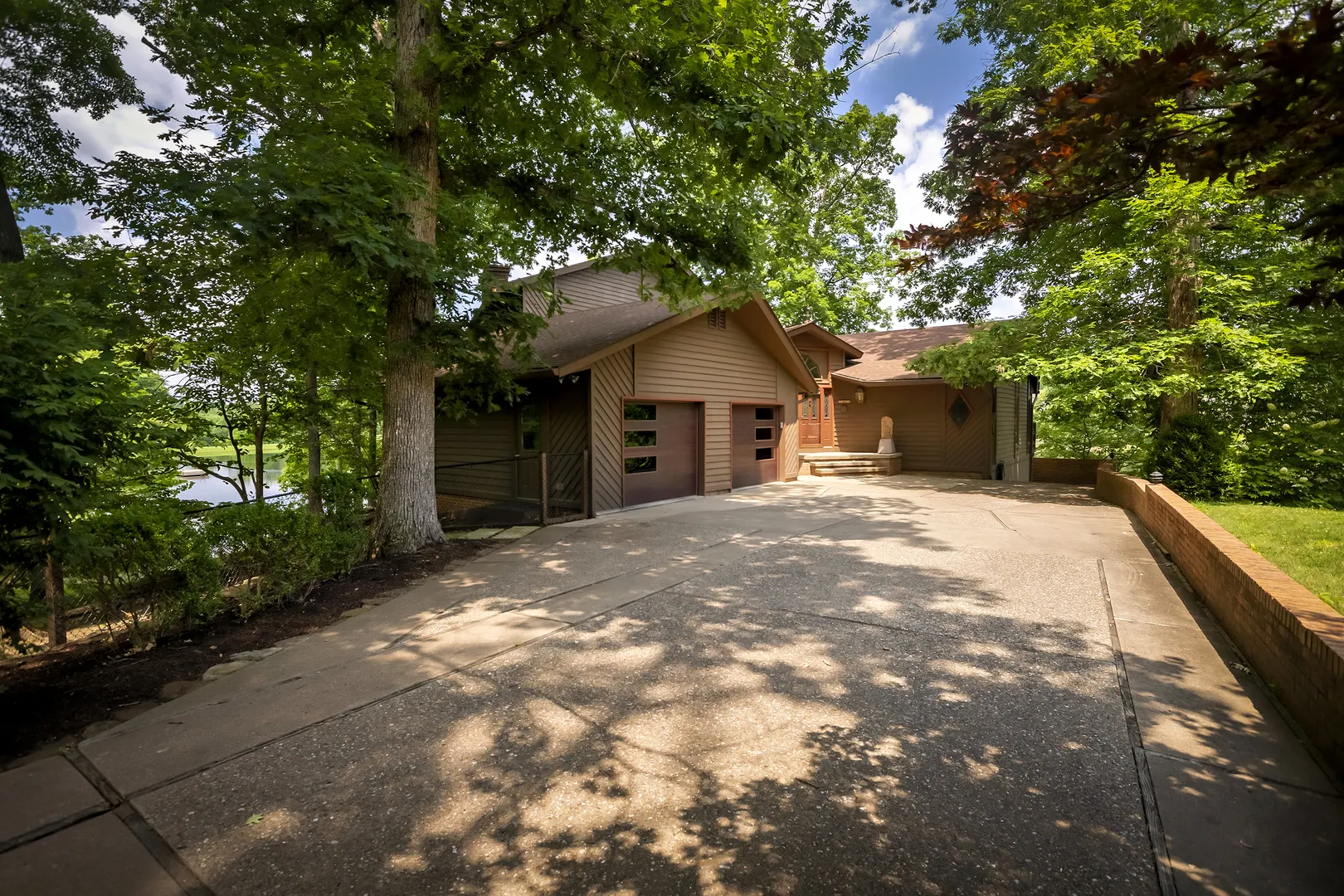 396 Lake Indian Hills Circle IL