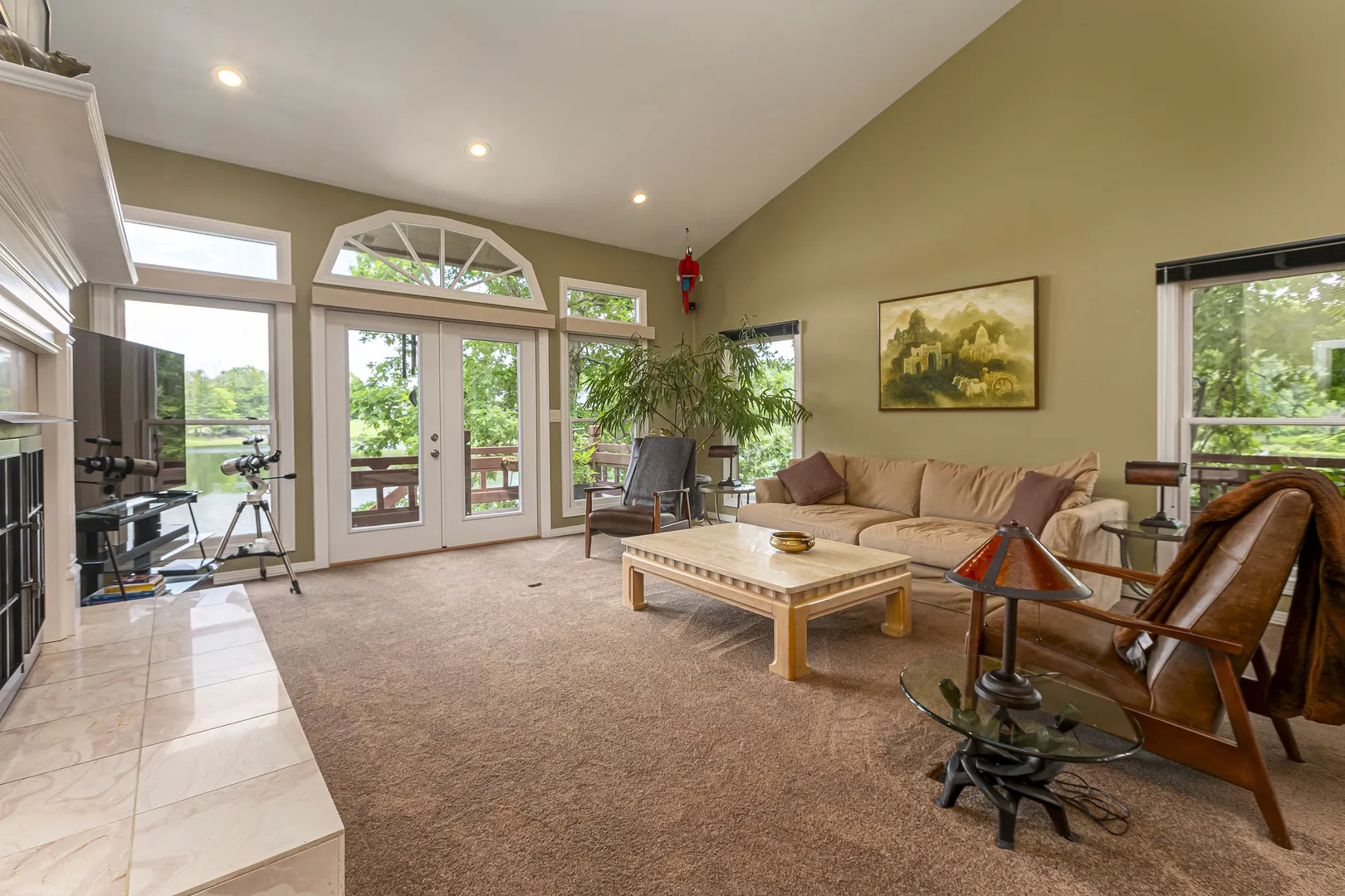 396 Lake Indian Hills Circle IL