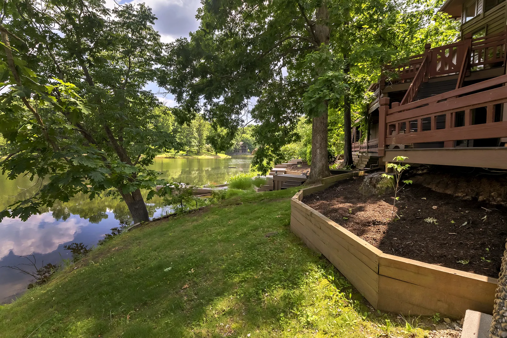 396 Lake Indian Hills Circle IL