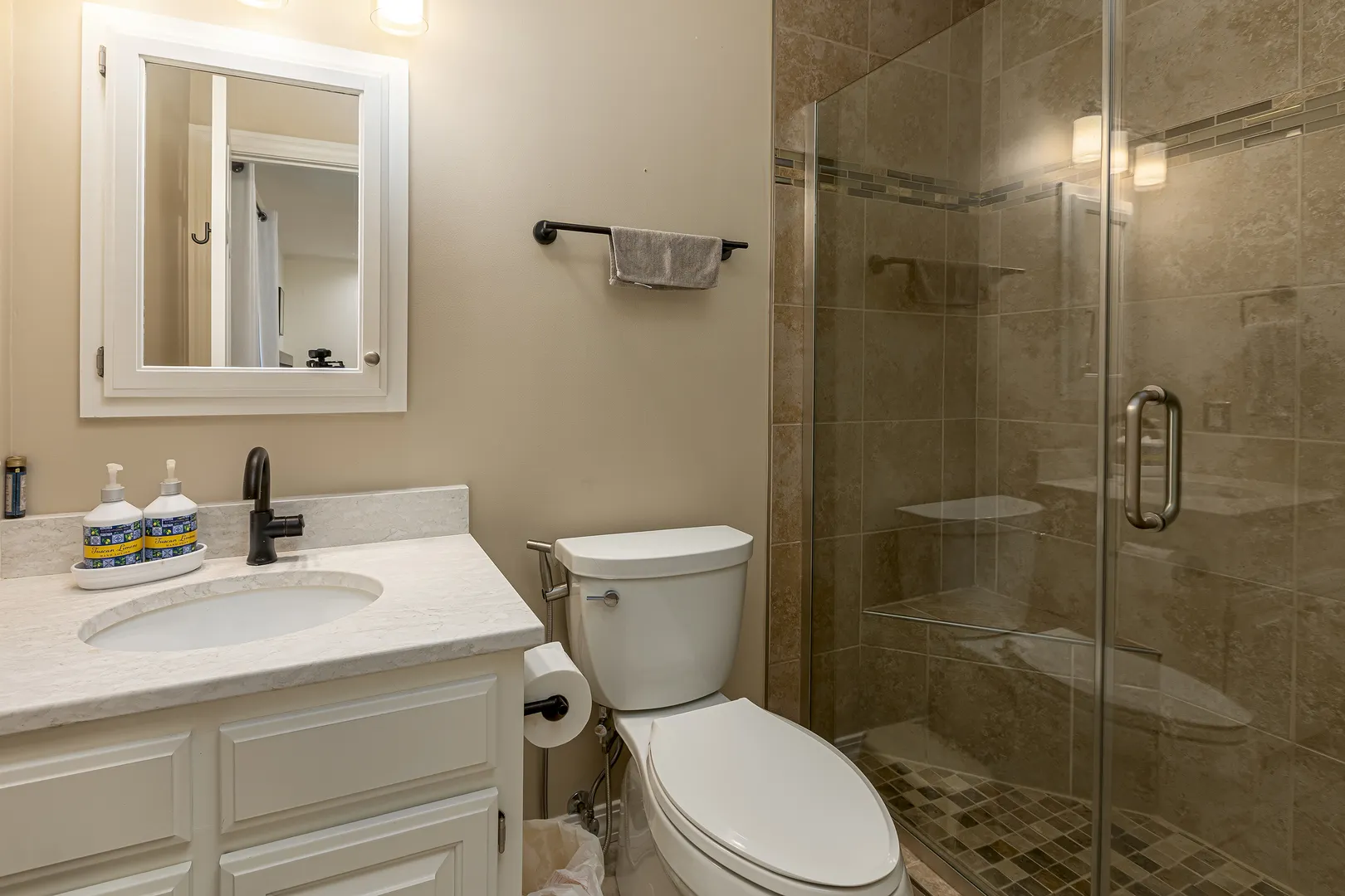 396 Lake Indian Hills Circle IL