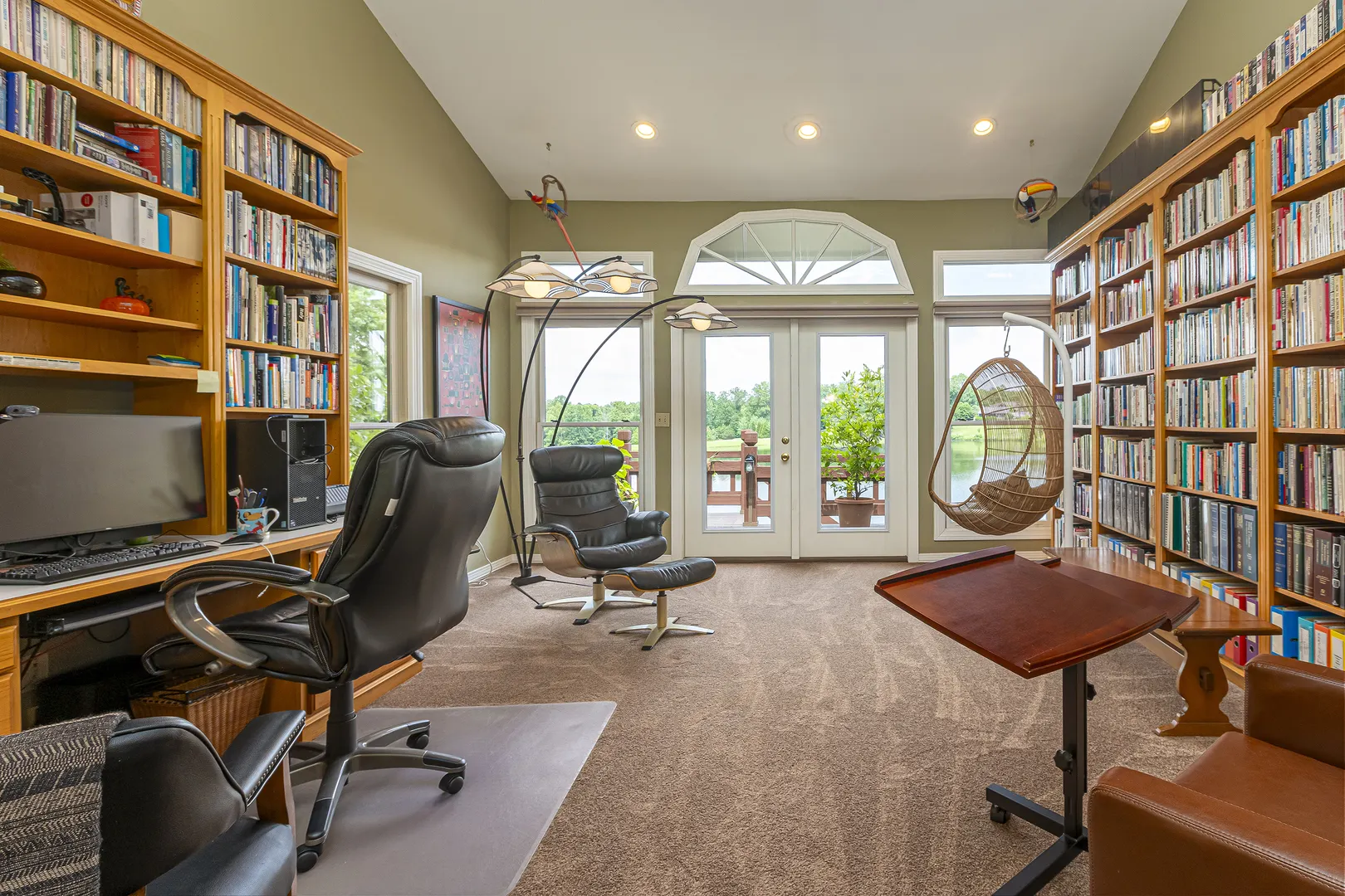 396 Lake Indian Hills Circle IL