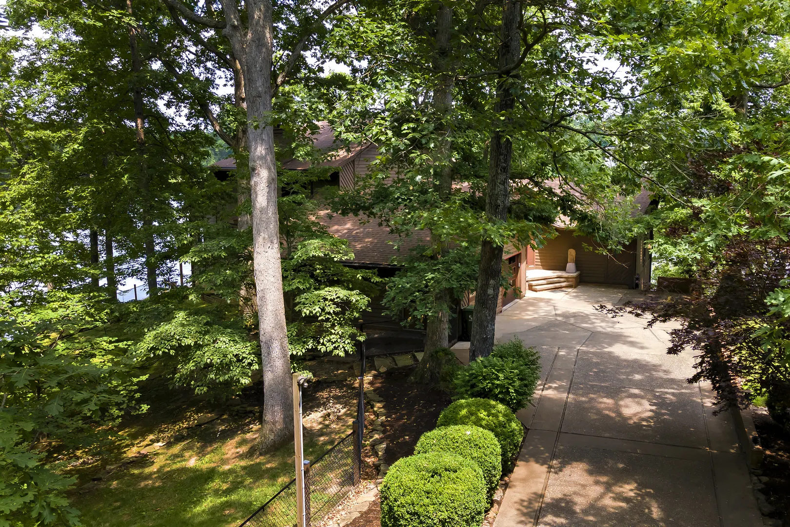 396 Lake Indian Hills Circle IL