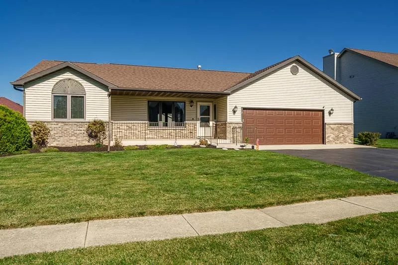 2617 MARY Street IL