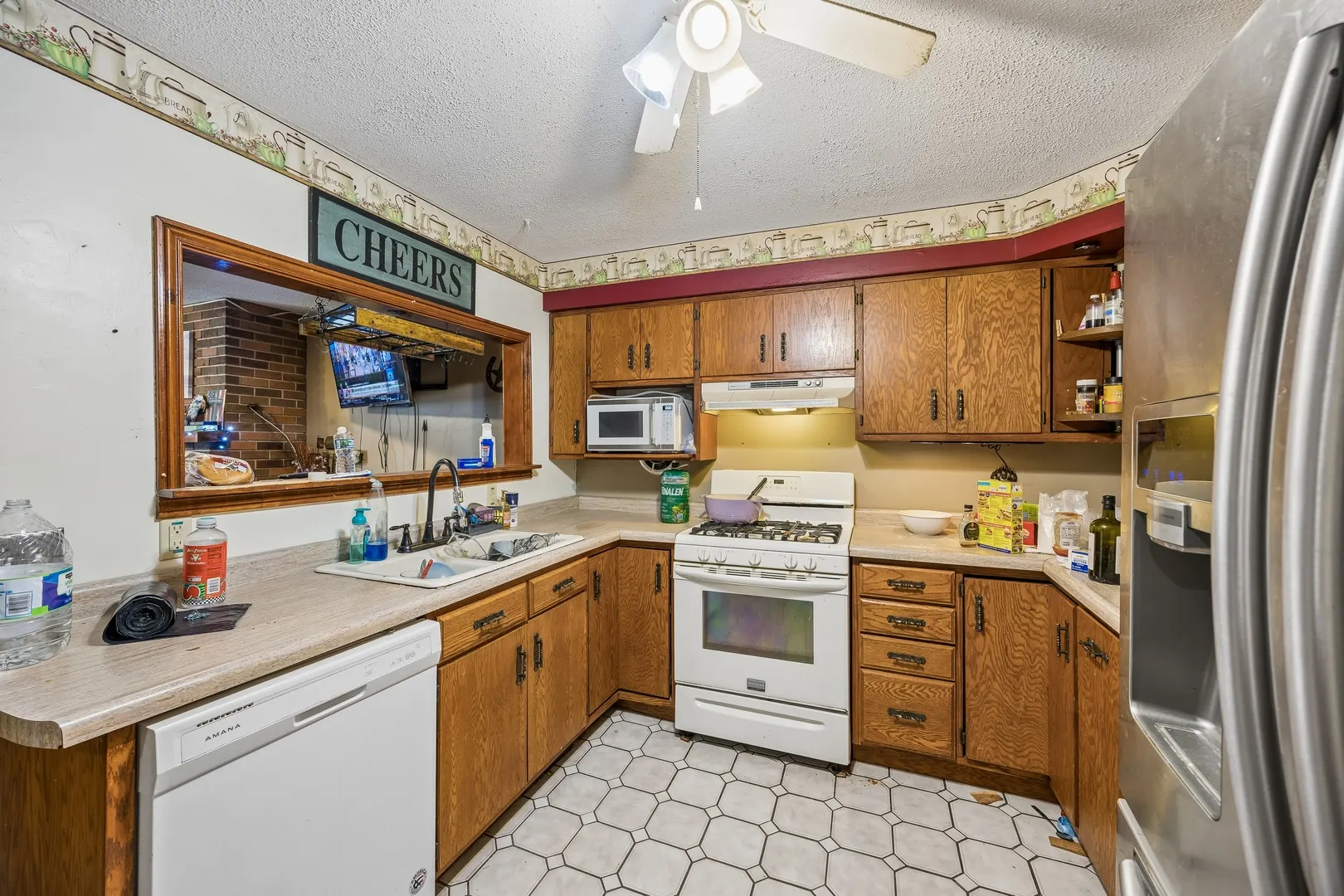 142 N Douglas Avenue IL