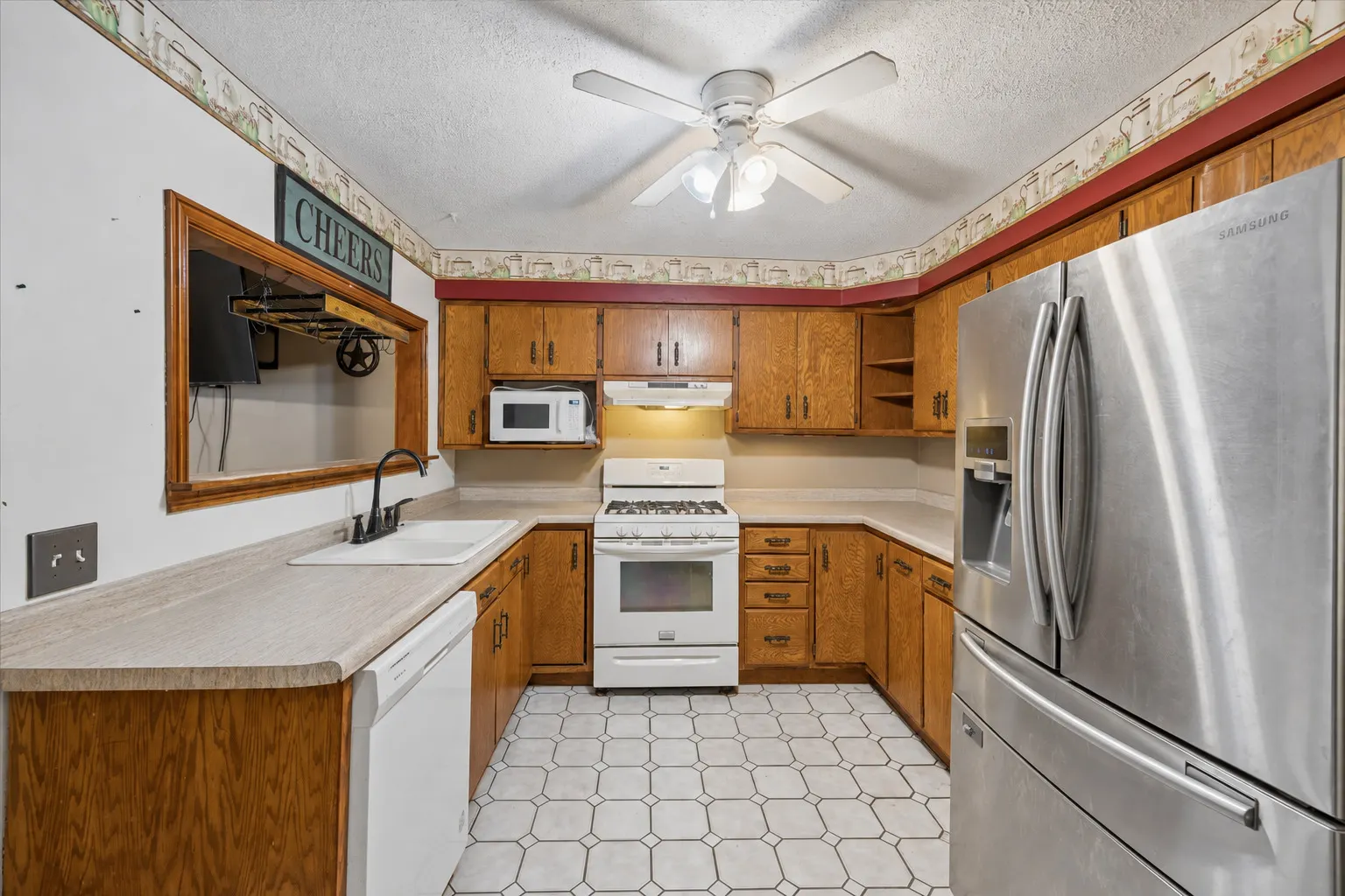 142 N Douglas Avenue IL