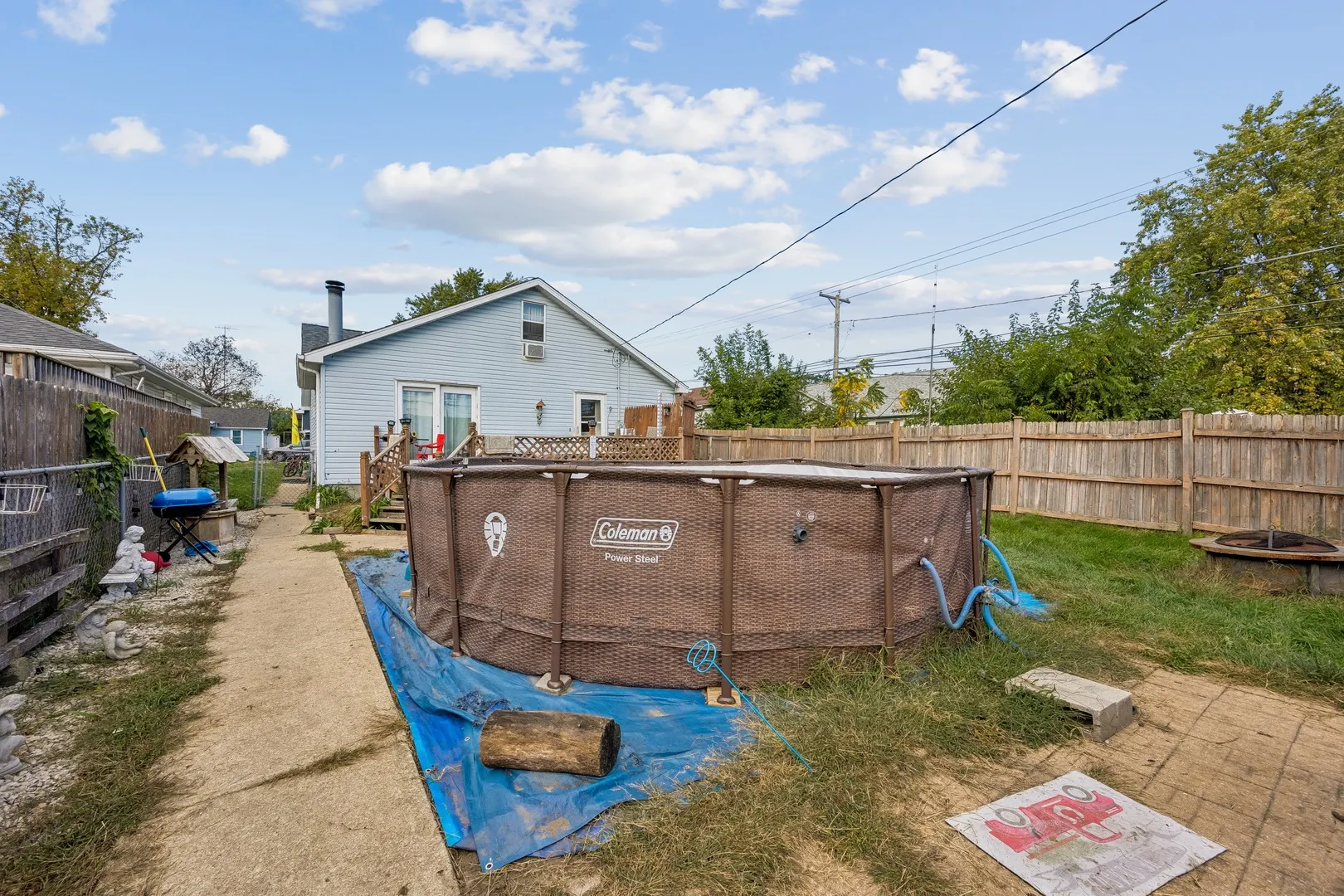 142 N Douglas Avenue IL