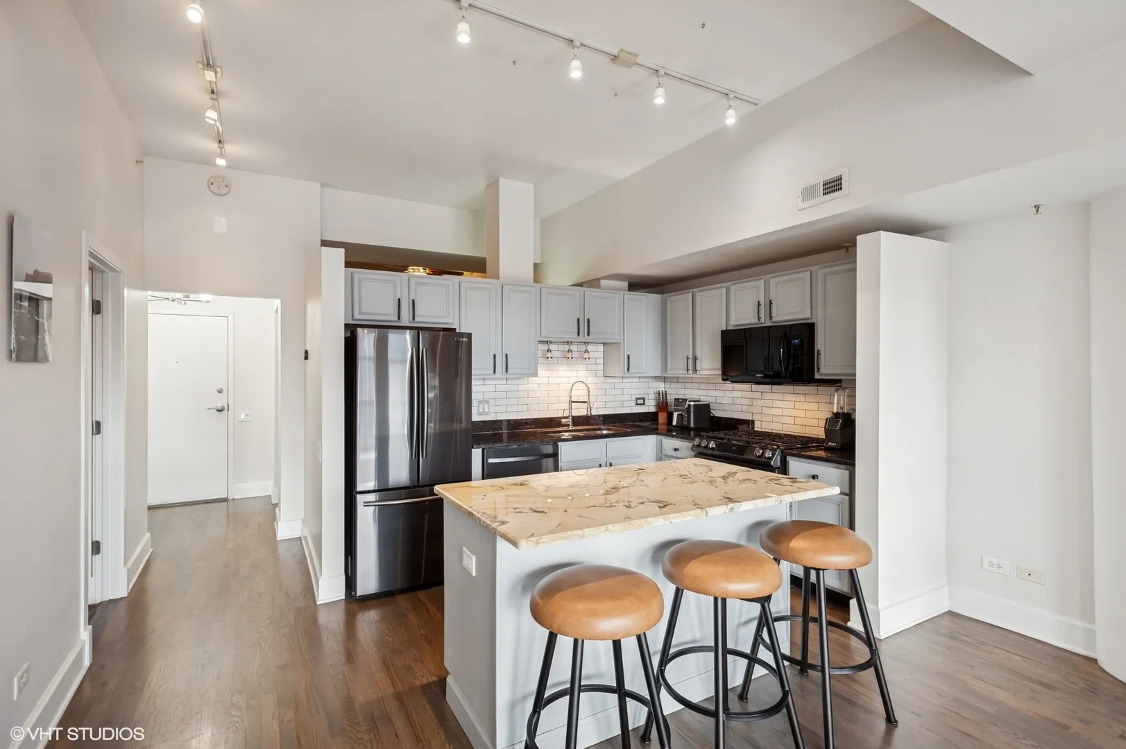 165 N Canal Street IL #1007