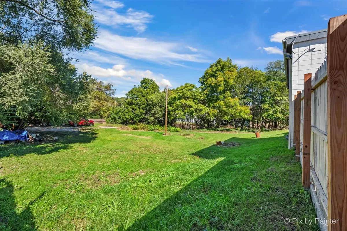 3702 W Elm Street IL