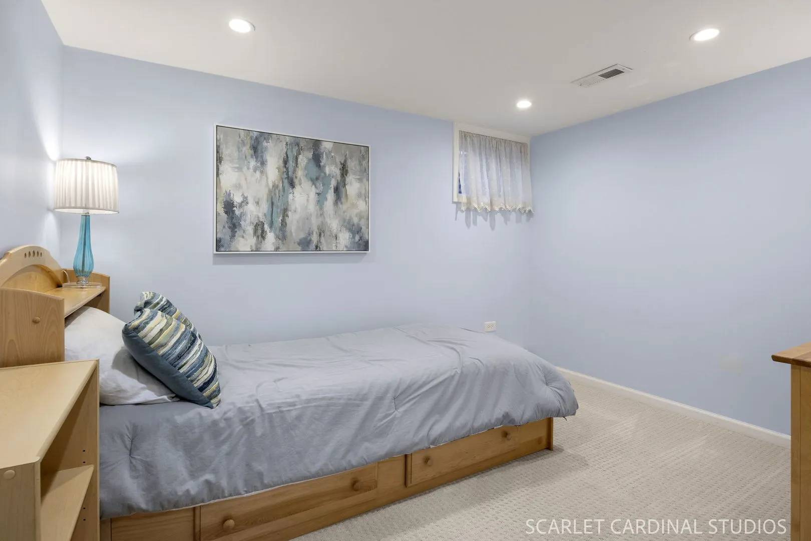 913 Wheaton Oaks Drive IL