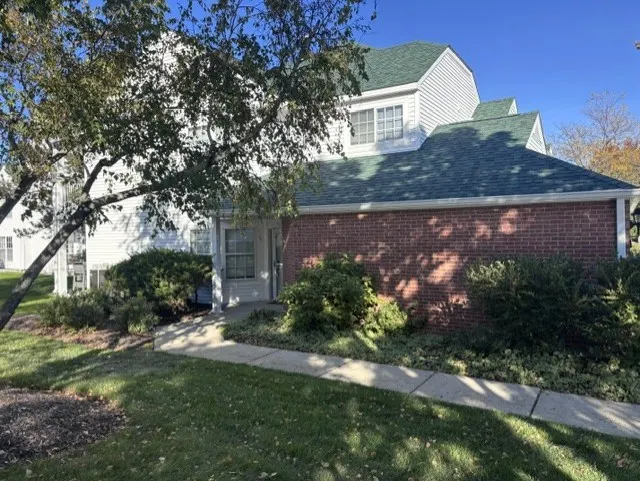 110 Hemstead Street IL