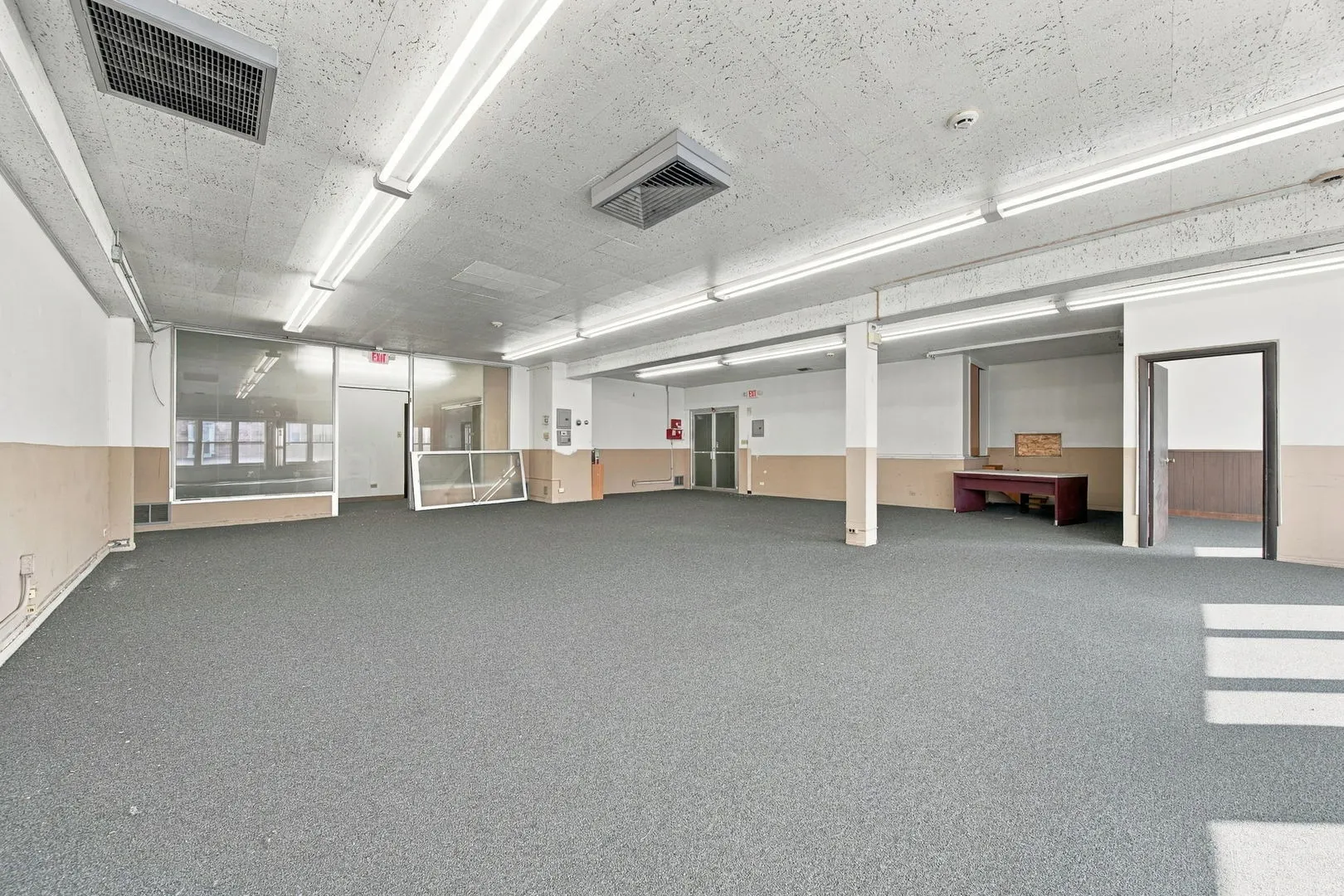 13005 Western Avenue IL
