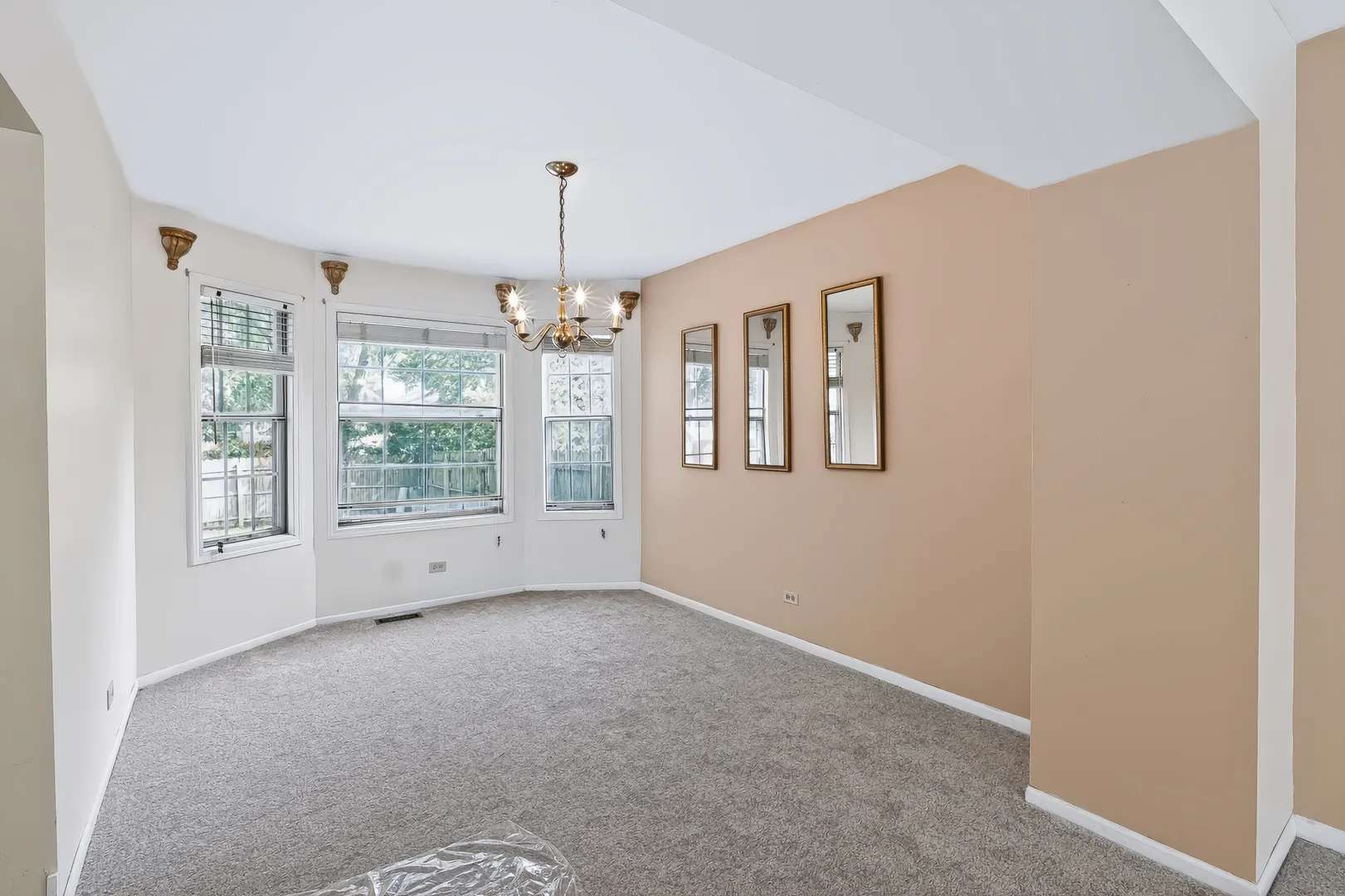 3140 Medford Court IL