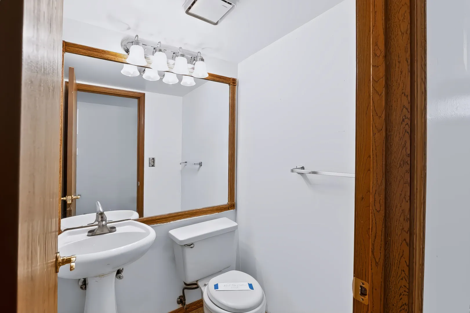 3140 Medford Court IL