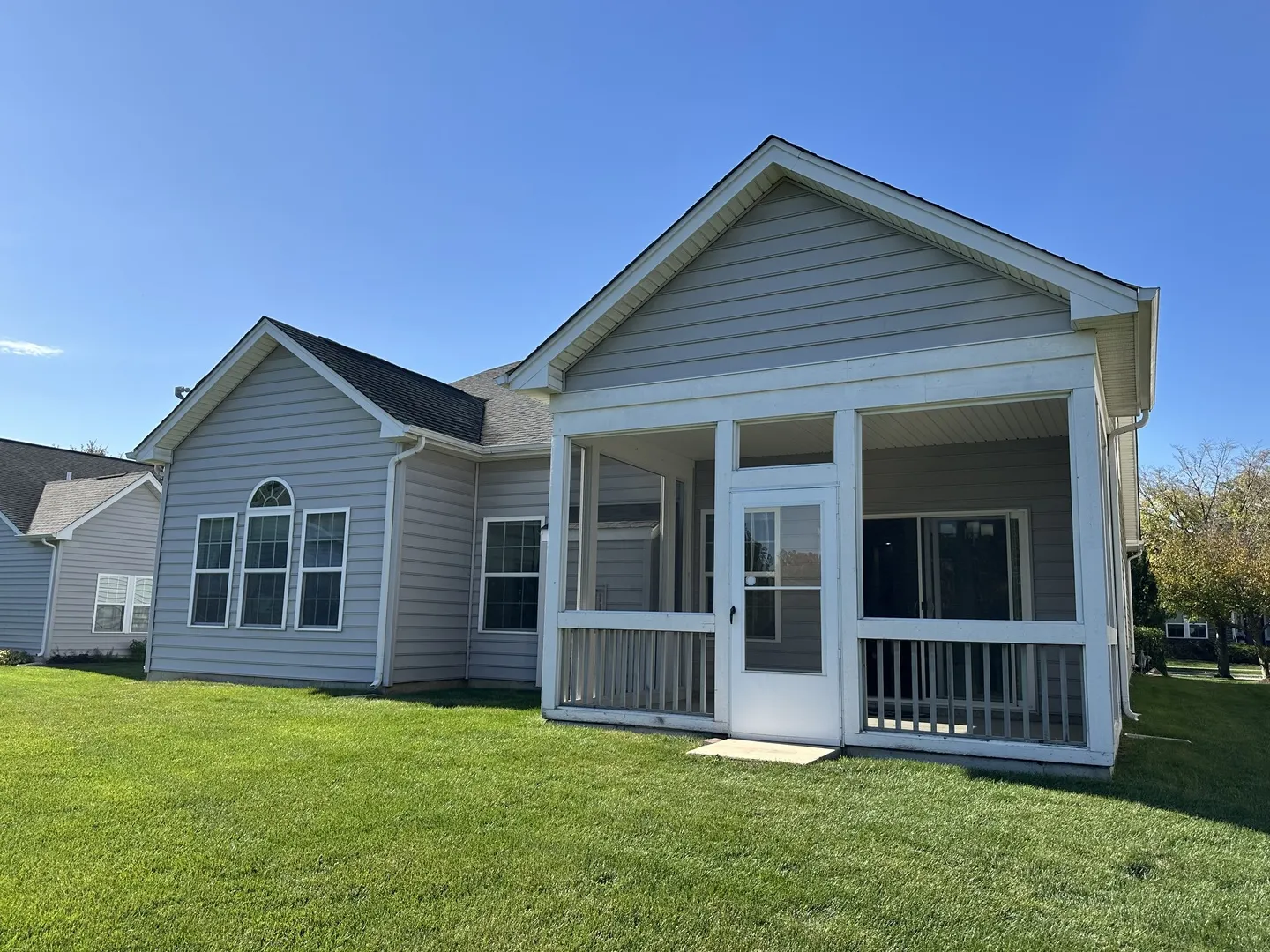 1395 Colchester Lane IL