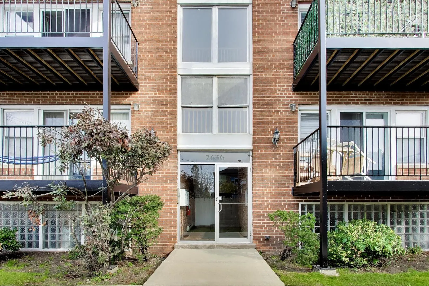 2636 W Catalpa Avenue IL #39