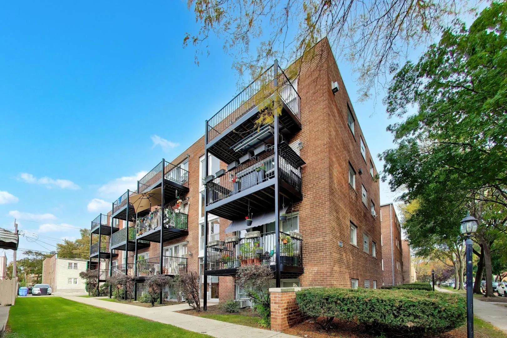 2636 W Catalpa Avenue IL #39