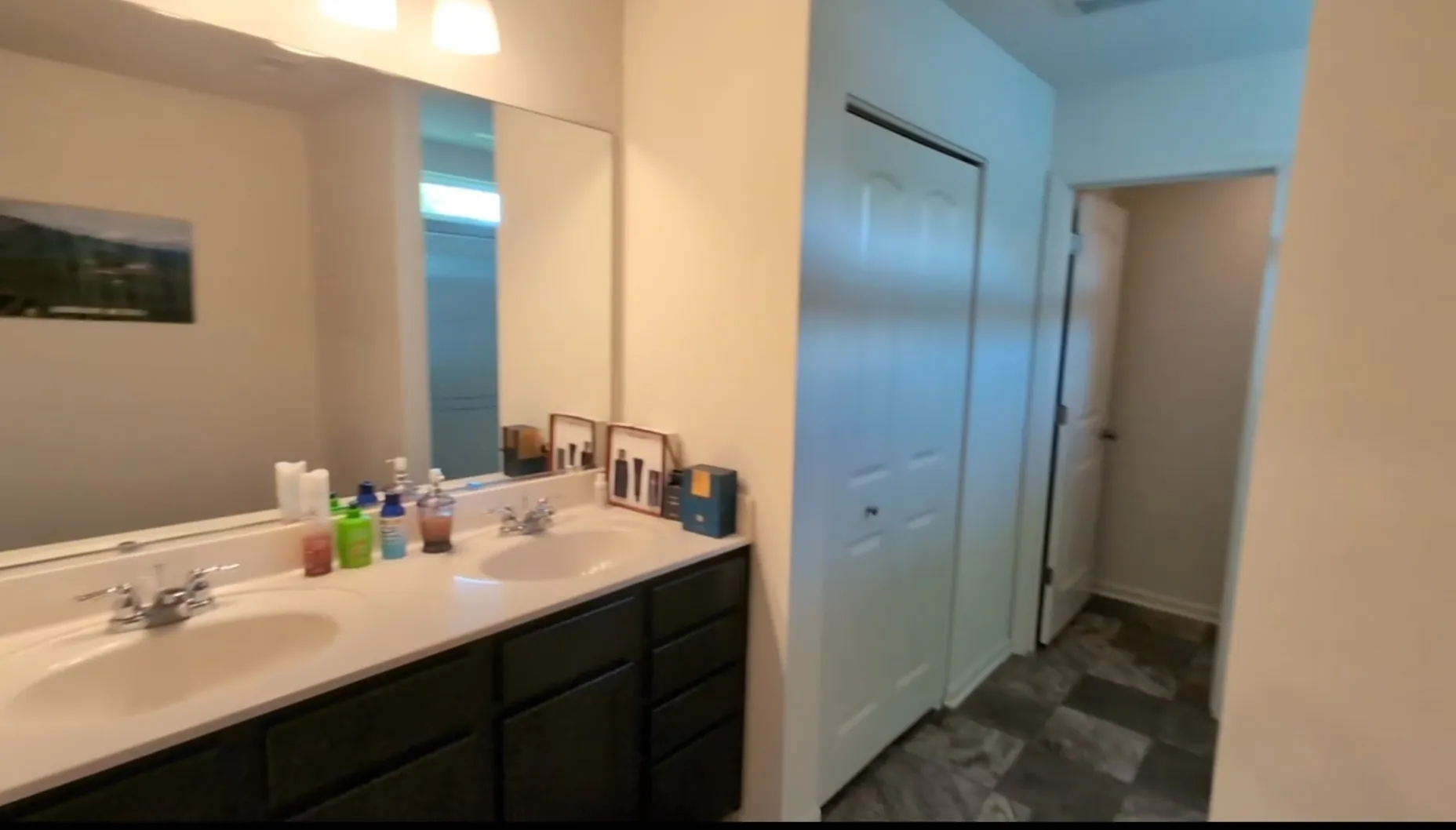 1547 Crest Drive IL