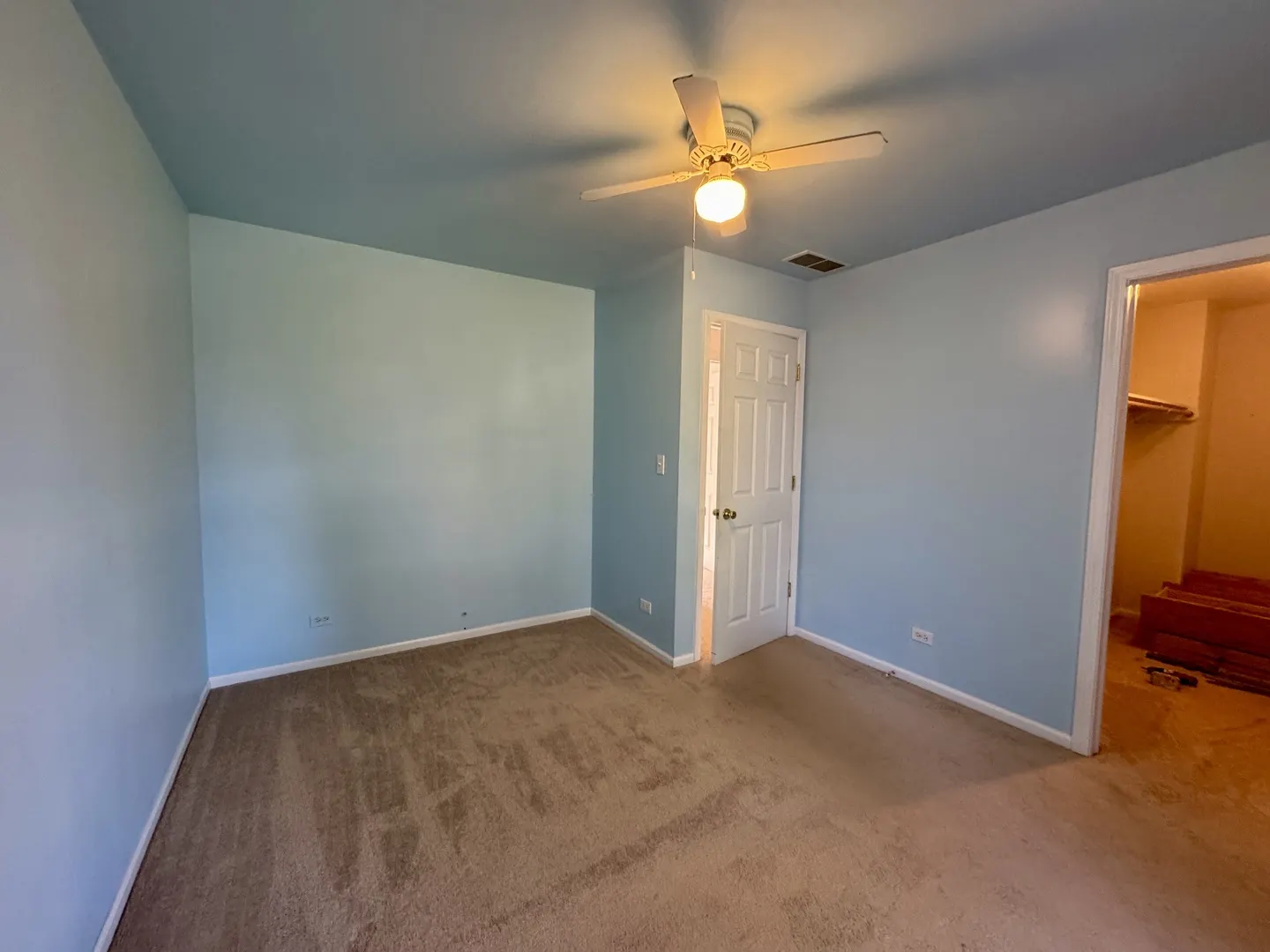 1207 N Race Avenue IL
