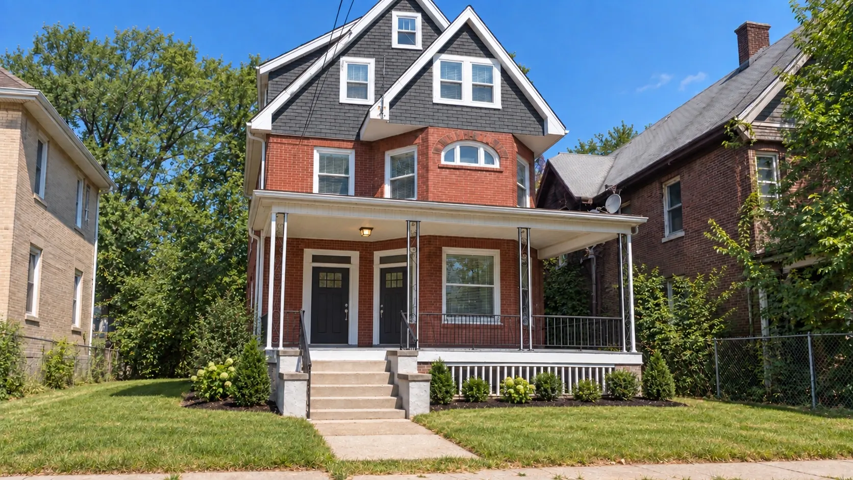 805 NE Perry Avenue IL