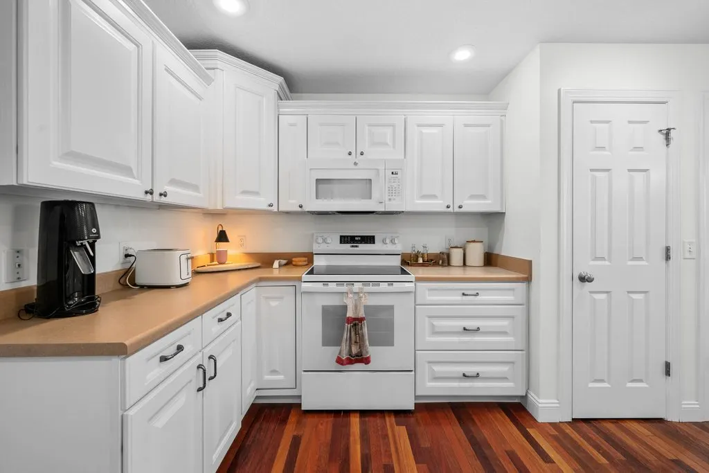 2805 E 58th Street IA