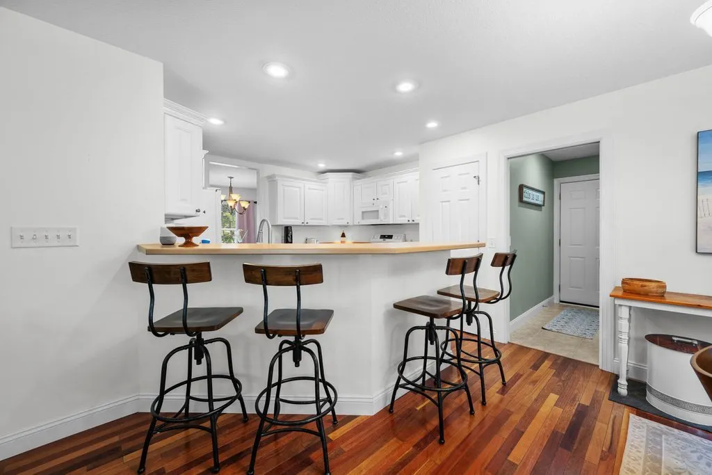 2805 E 58th Street IA