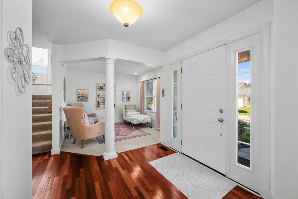 2805 E 58th Street IA