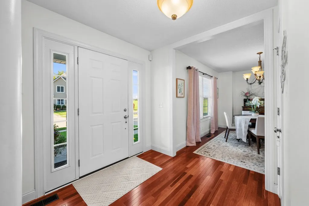 2805 E 58th Street IA