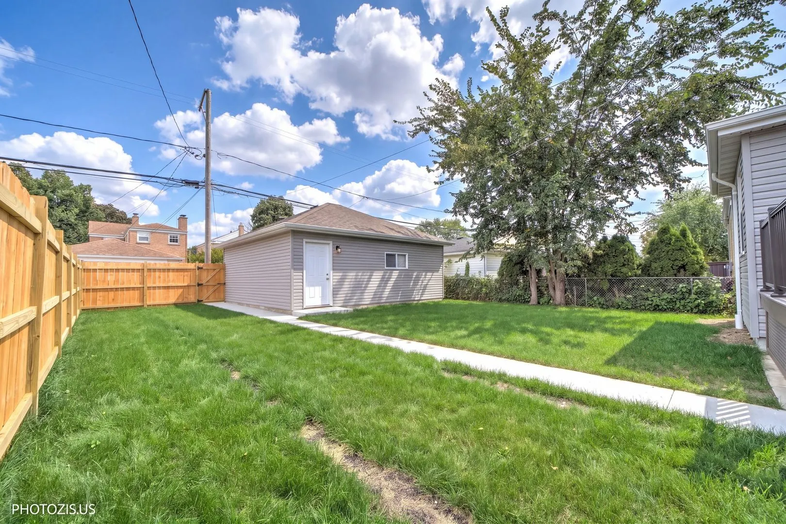 7432 N Odell Avenue IL
