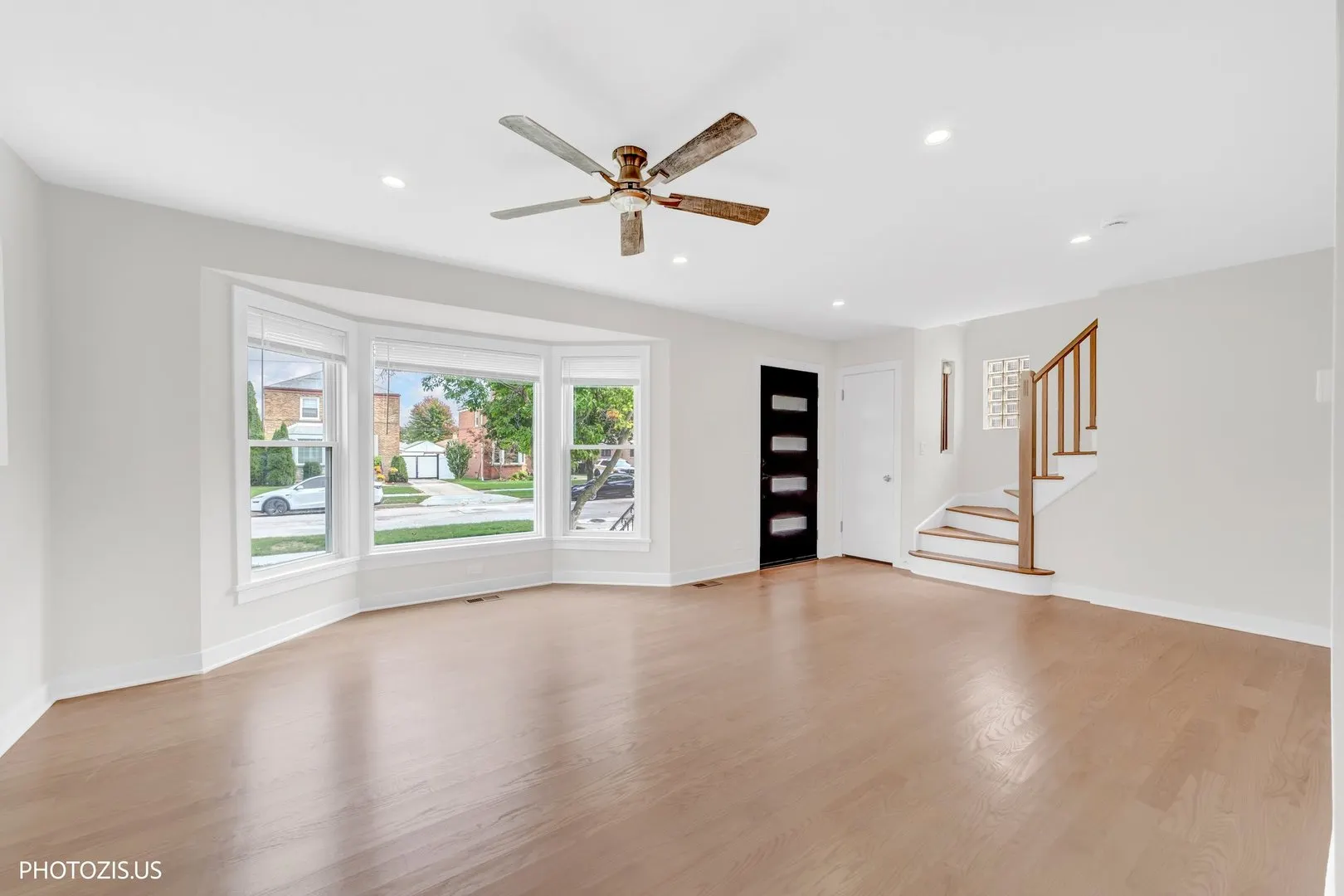 7432 N Odell Avenue IL