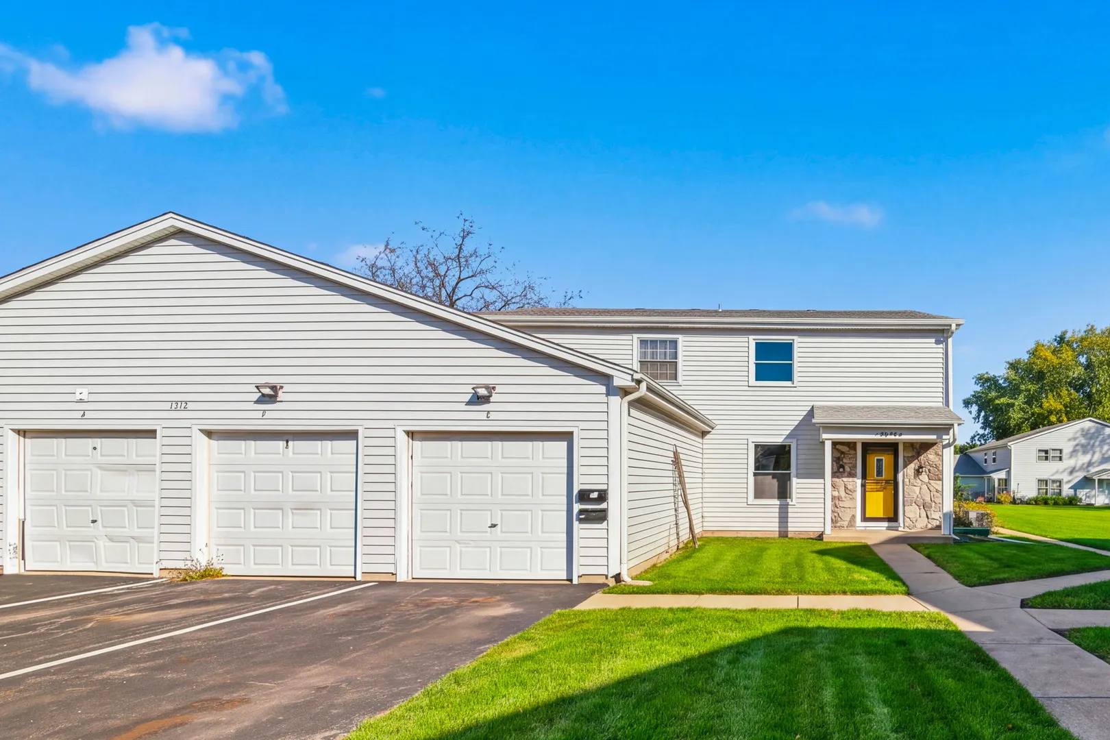 1312 S GLEN Circle IL #D