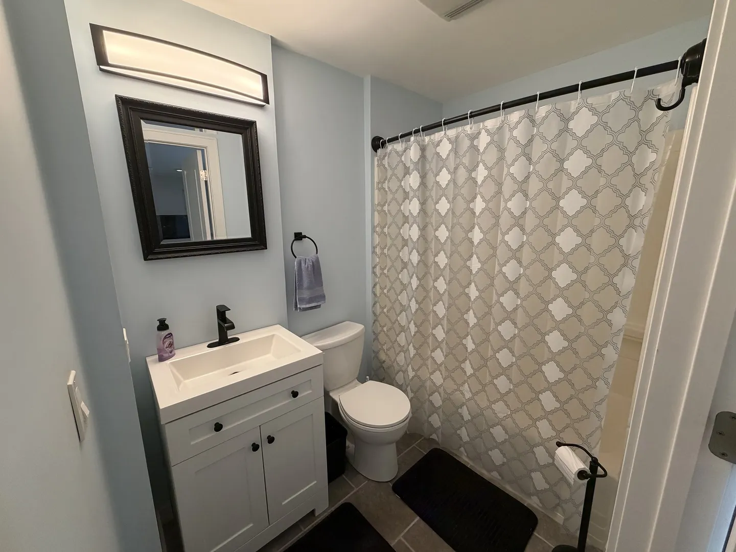 219 NEWPORT Trail IL