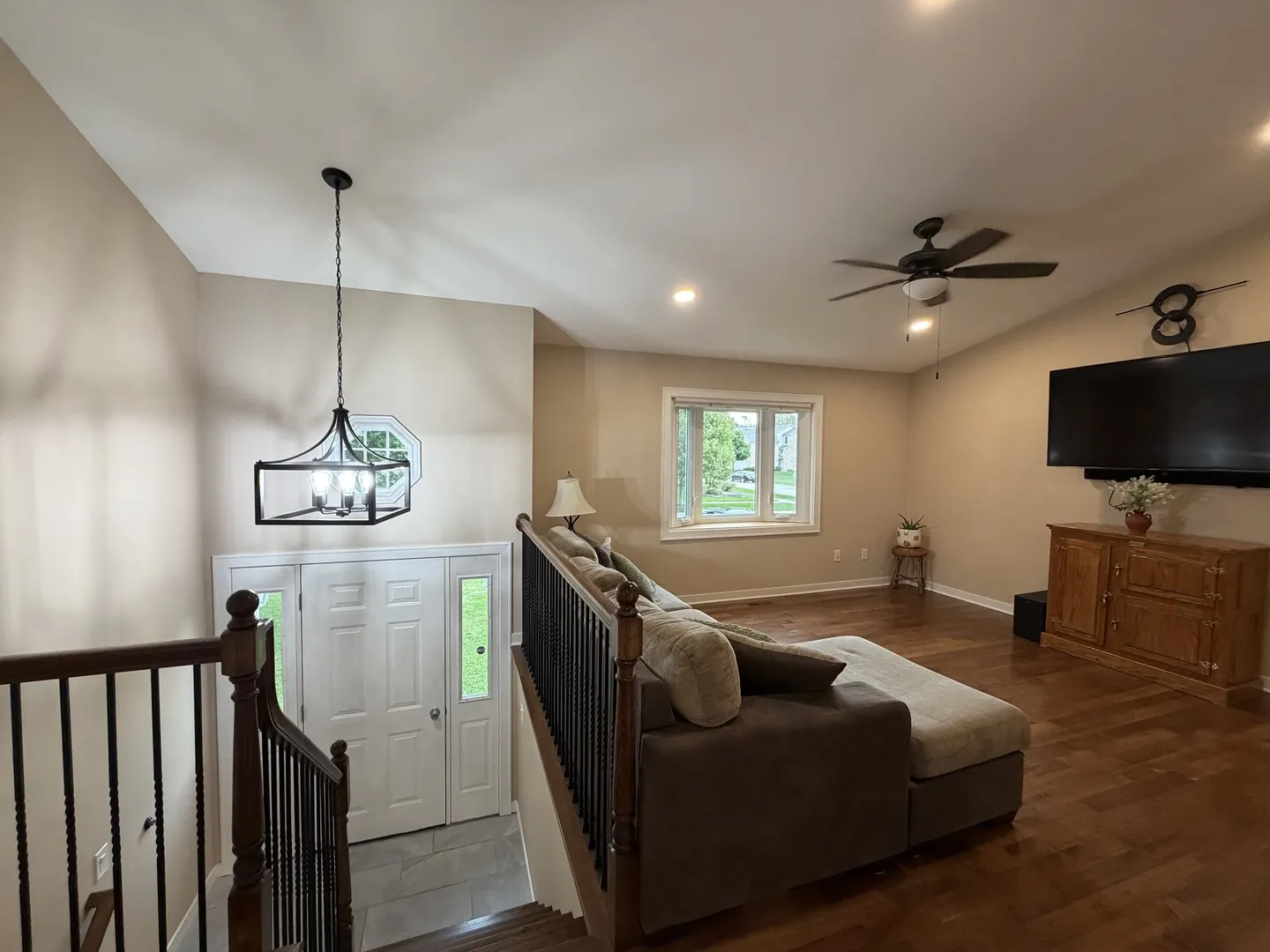 219 NEWPORT Trail IL