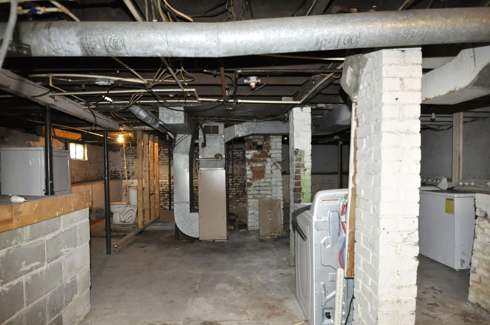 116 W 11th Street IL