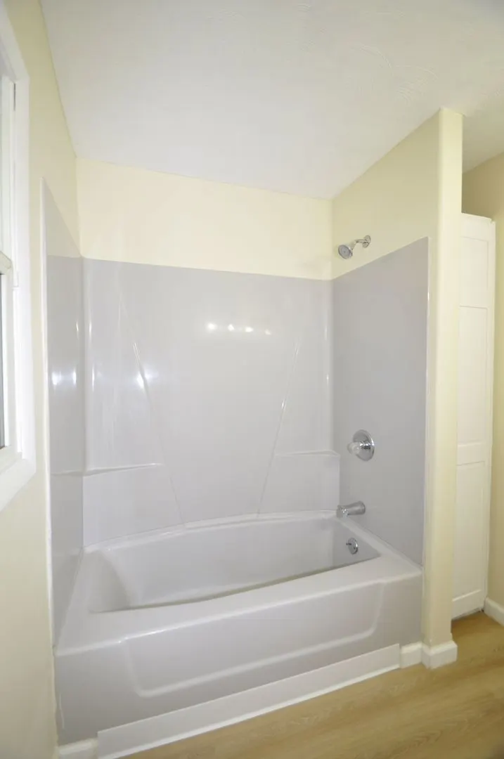 116 W 11th Street IL