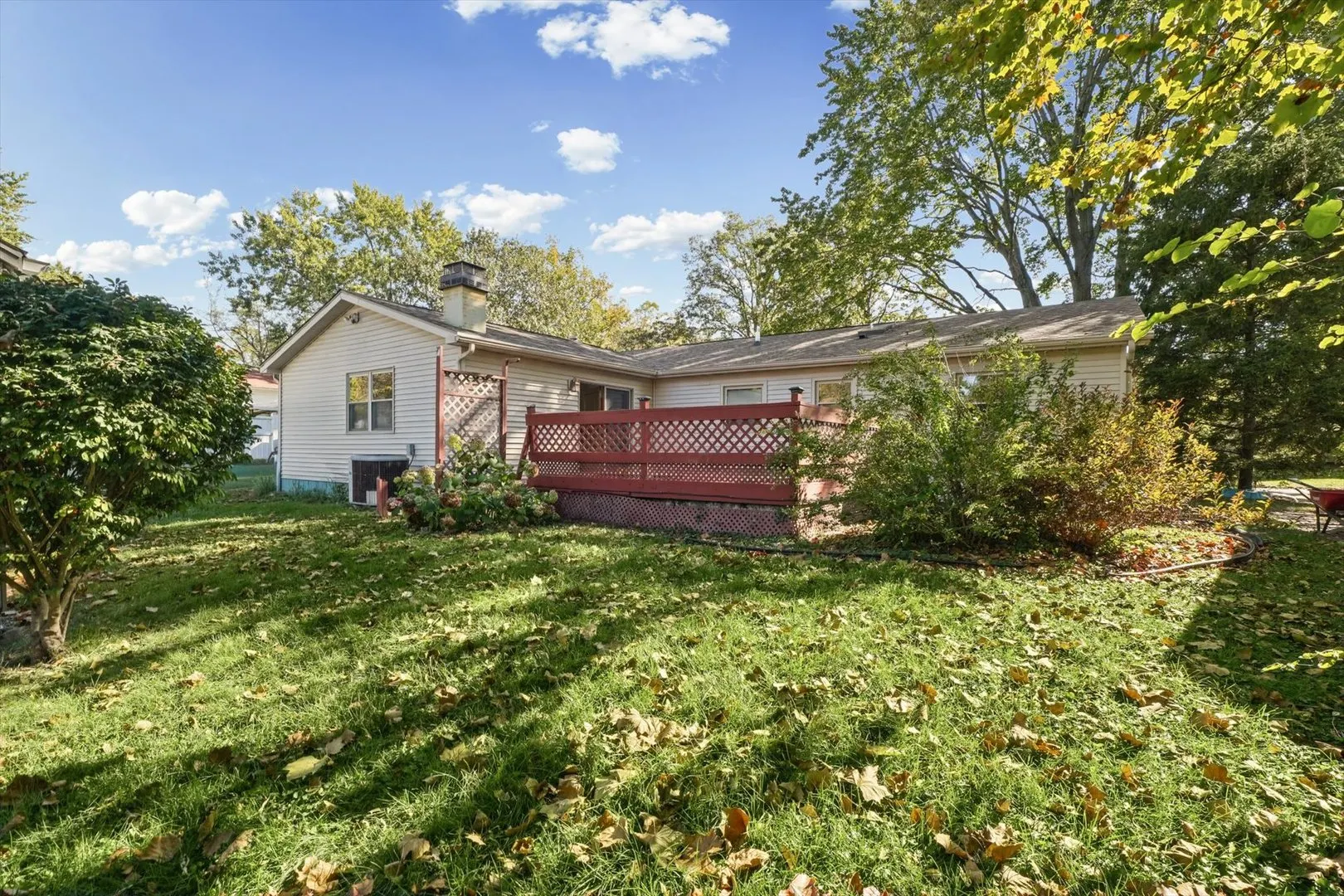 2312 Barberry Drive IL