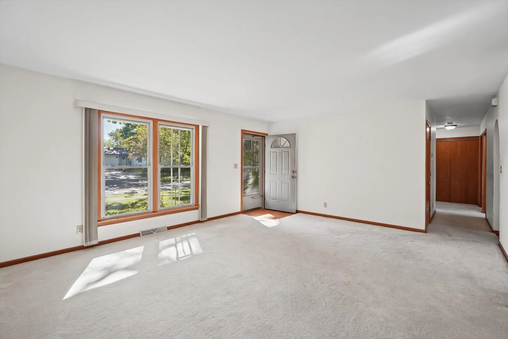 2312 Barberry Drive IL