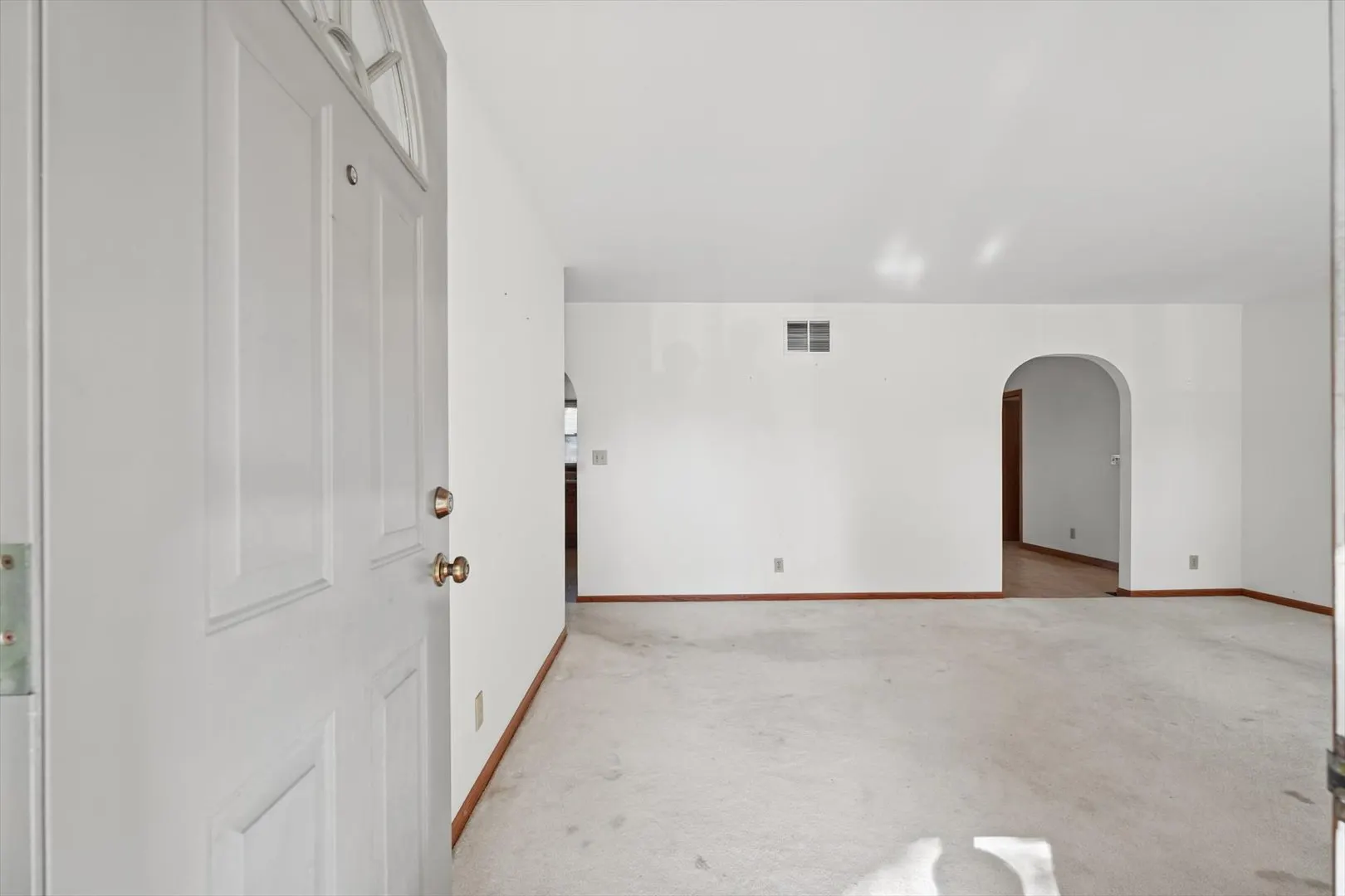2312 Barberry Drive IL