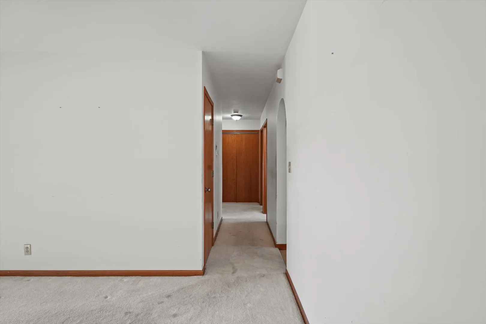 2312 Barberry Drive IL