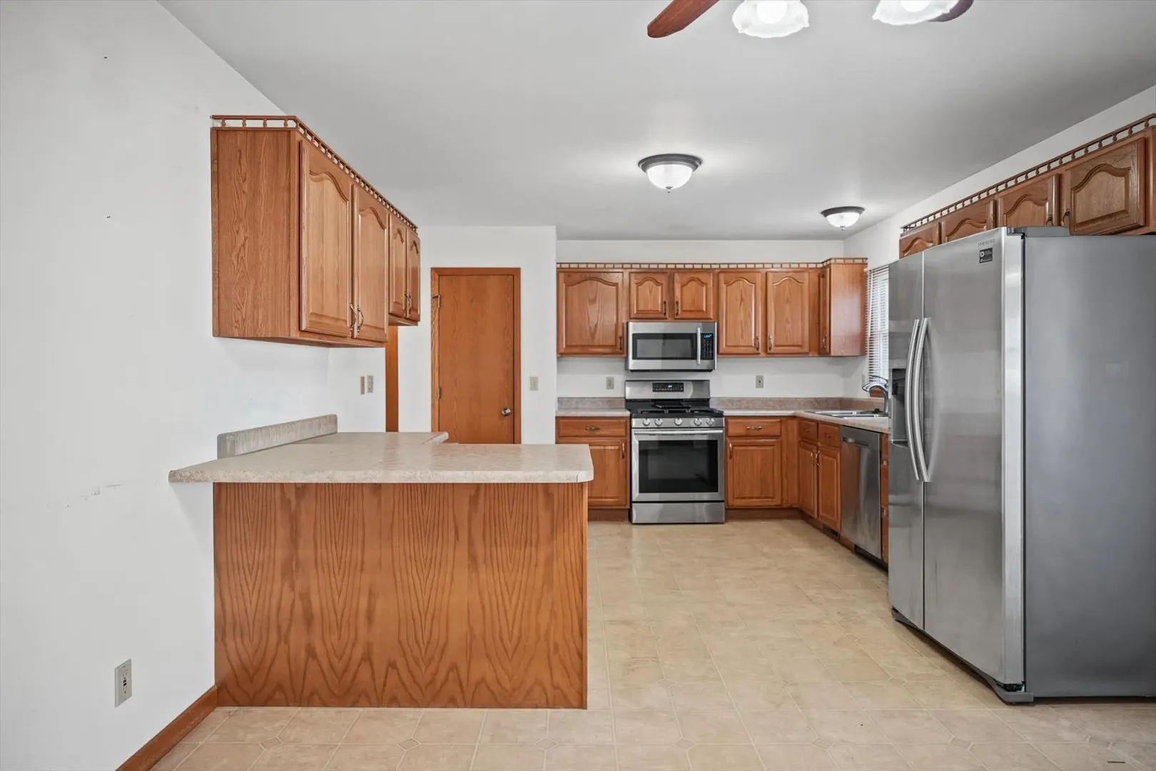 2312 Barberry Drive IL