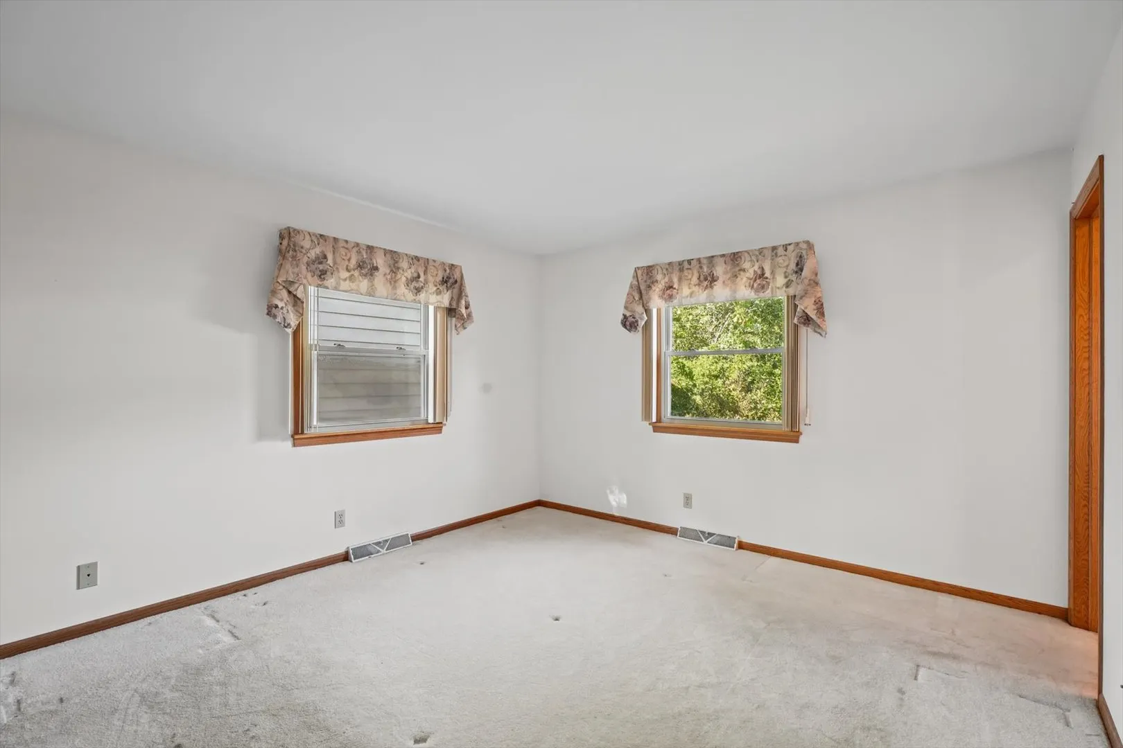 2312 Barberry Drive IL