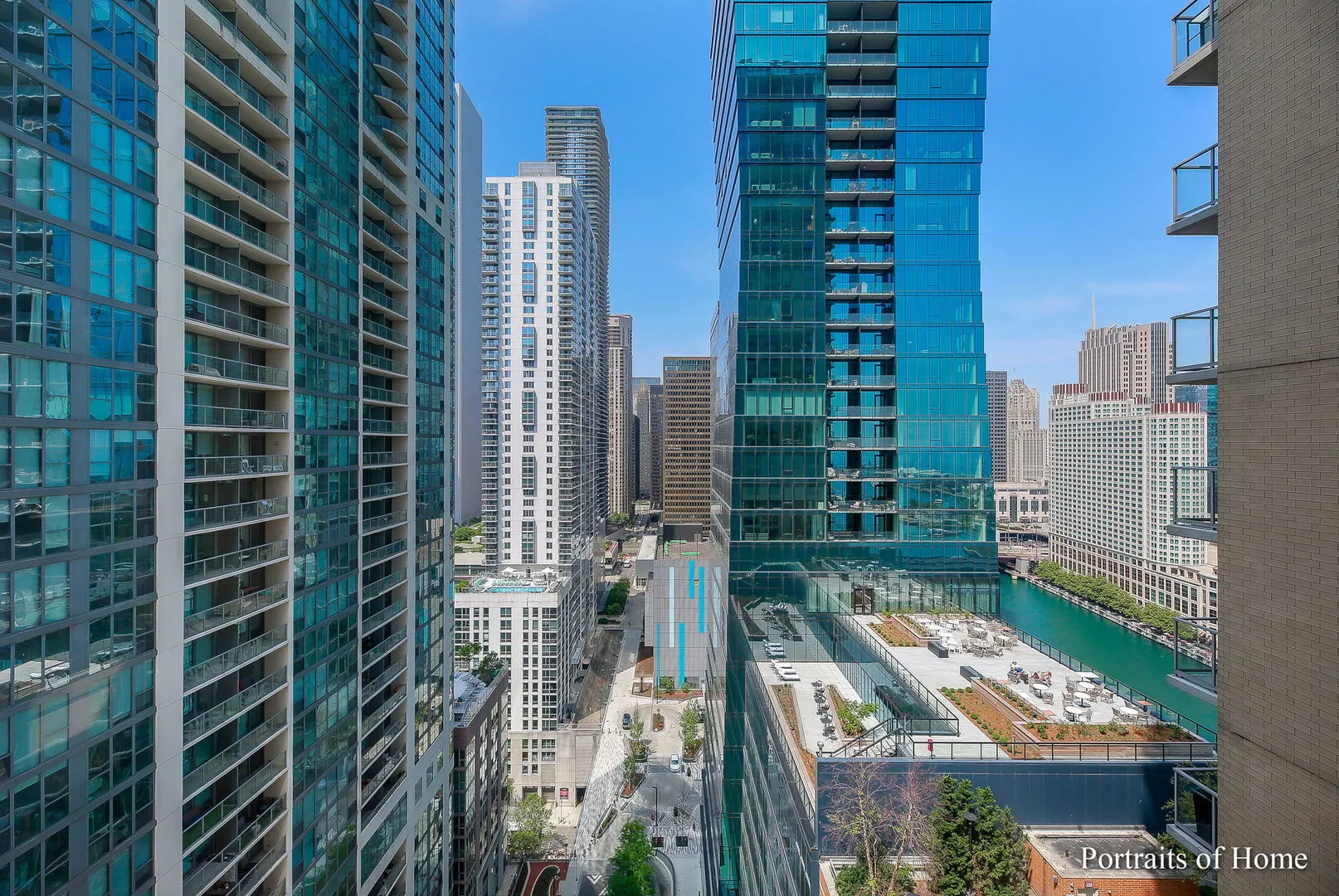 420 E WATERSIDE Drive IL #2103