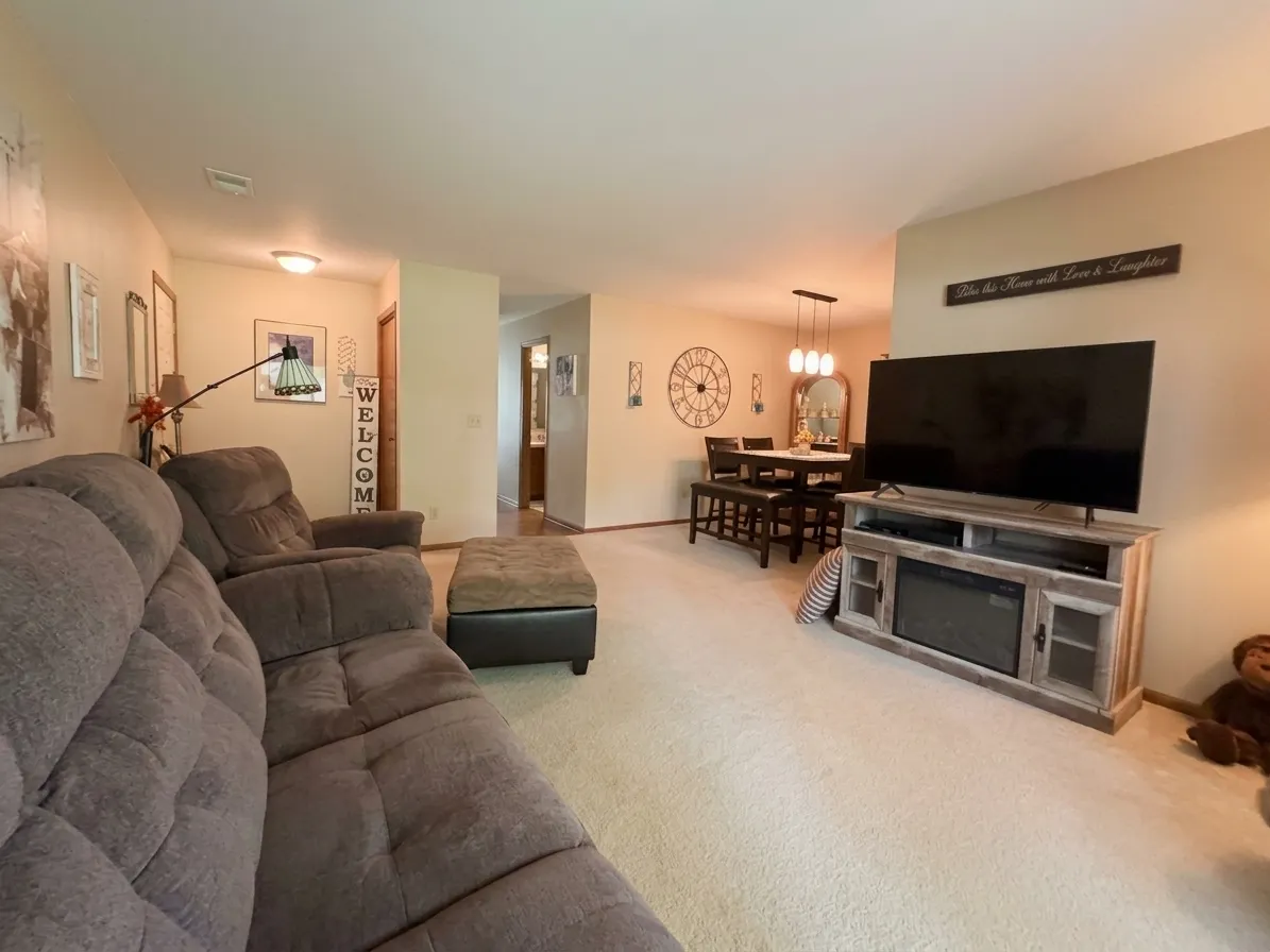 801 Timber Place IL #113