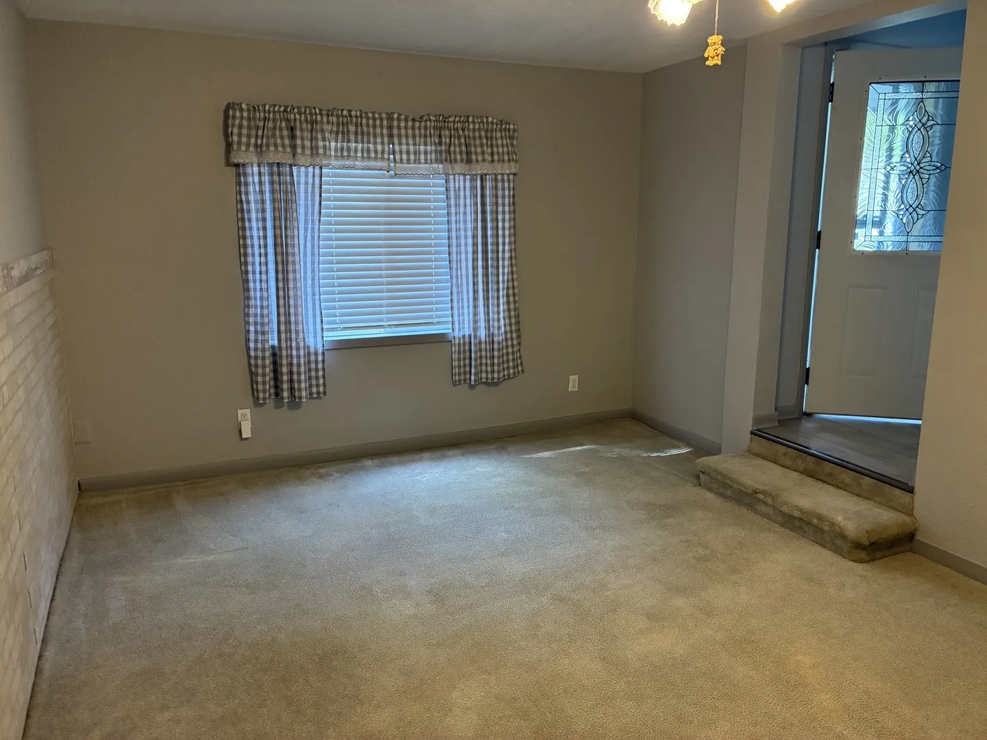2540 32ND Street IL