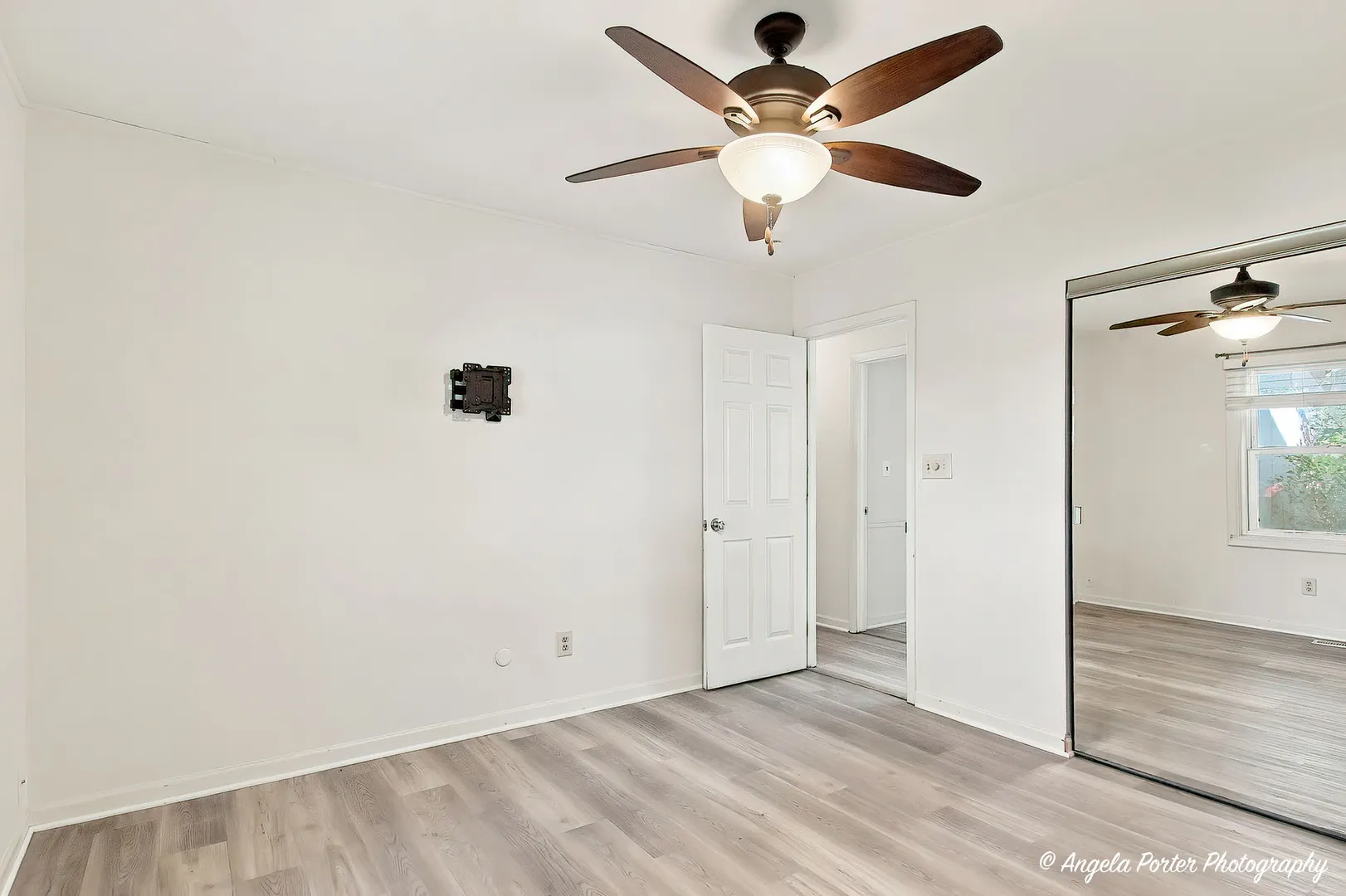 1815 Beach Road IL