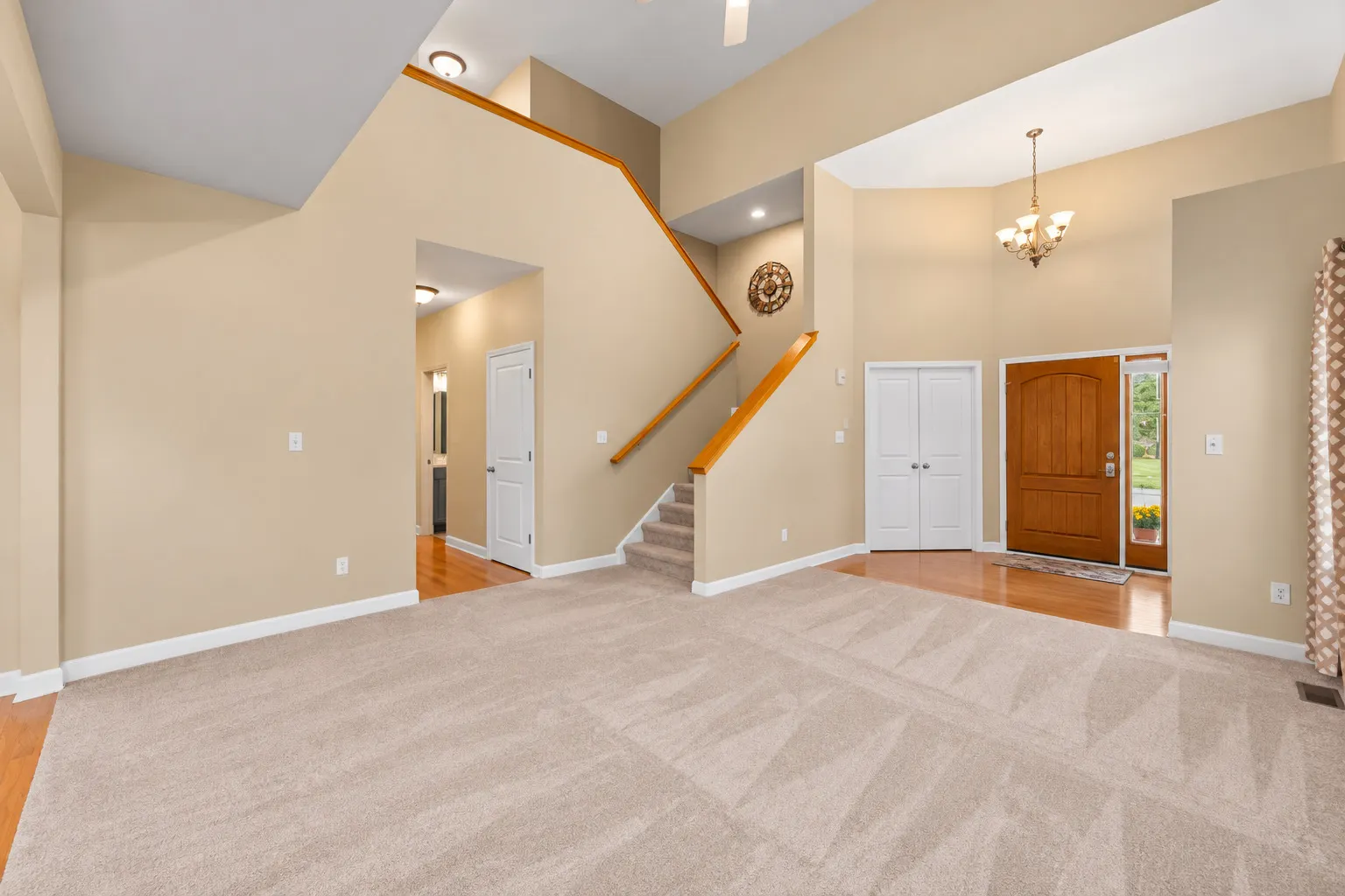 1716 Kingtree Drive IL