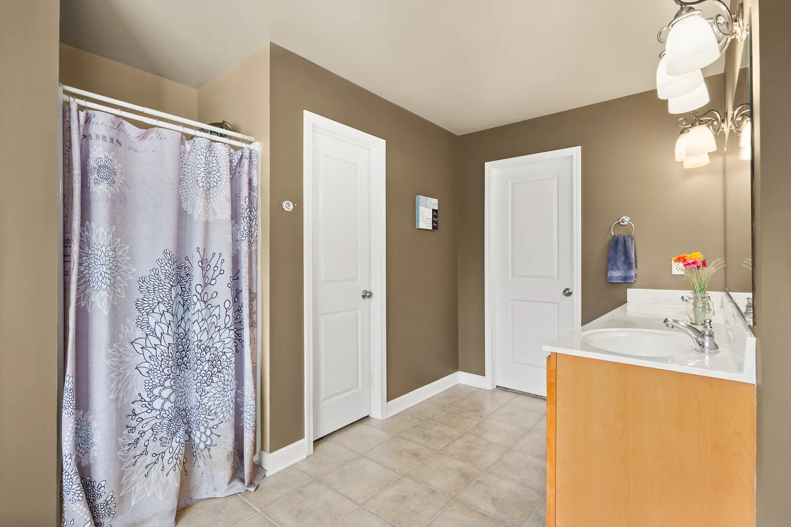 1716 Kingtree Drive IL