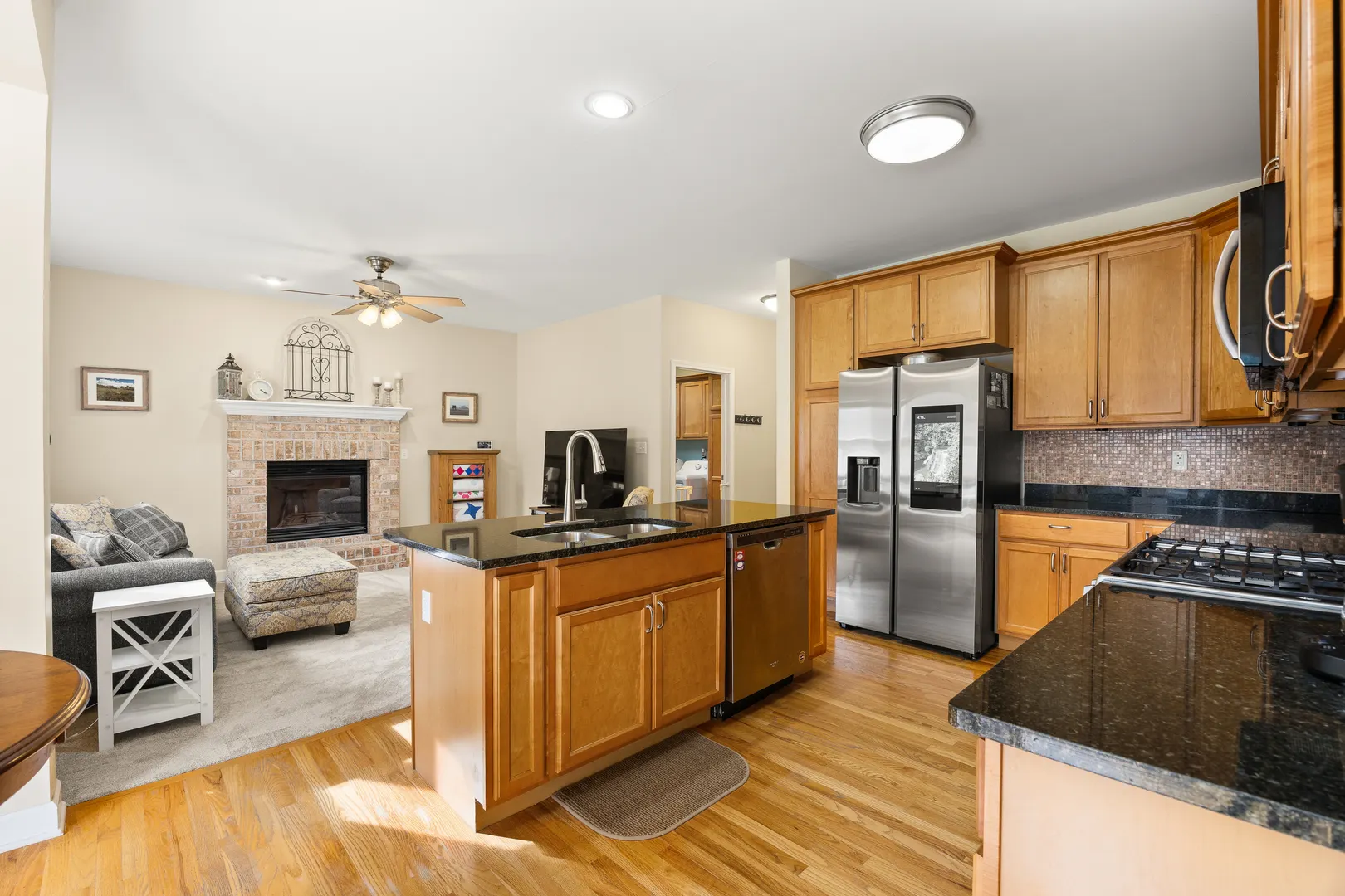 1716 Kingtree Drive IL