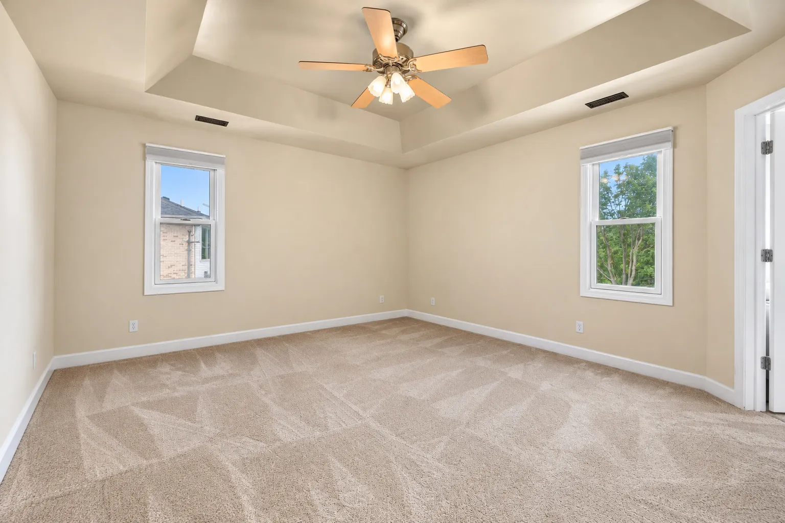 1716 Kingtree Drive IL