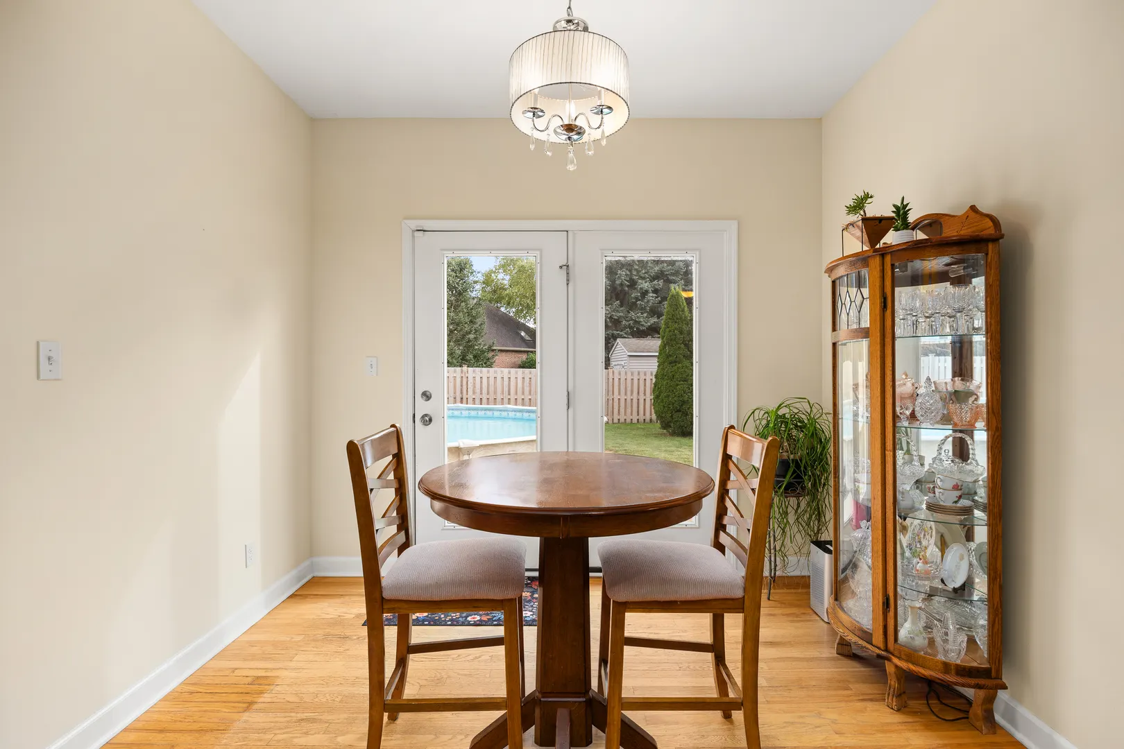 1716 Kingtree Drive IL