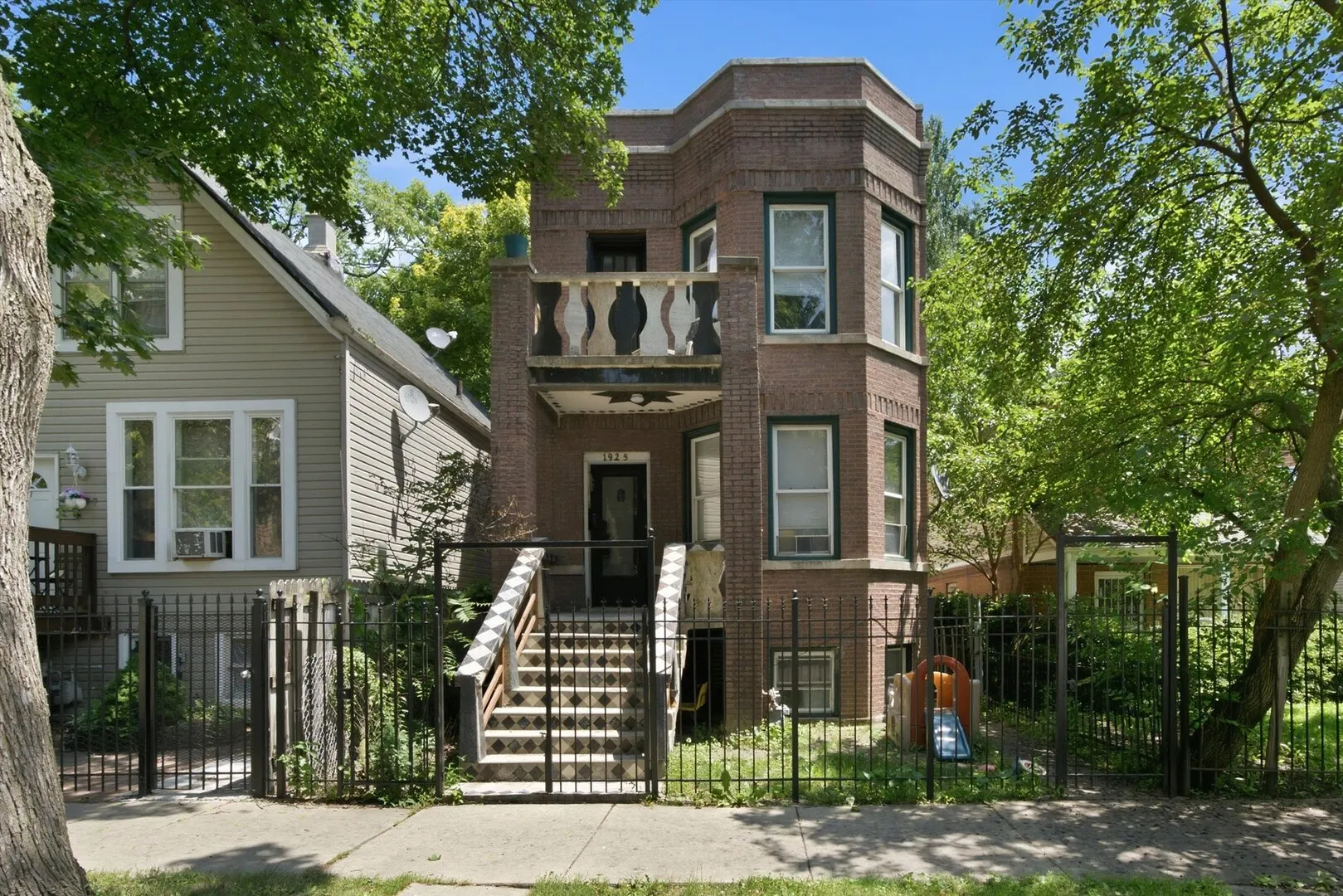 1925 N Keystone Avenue IL